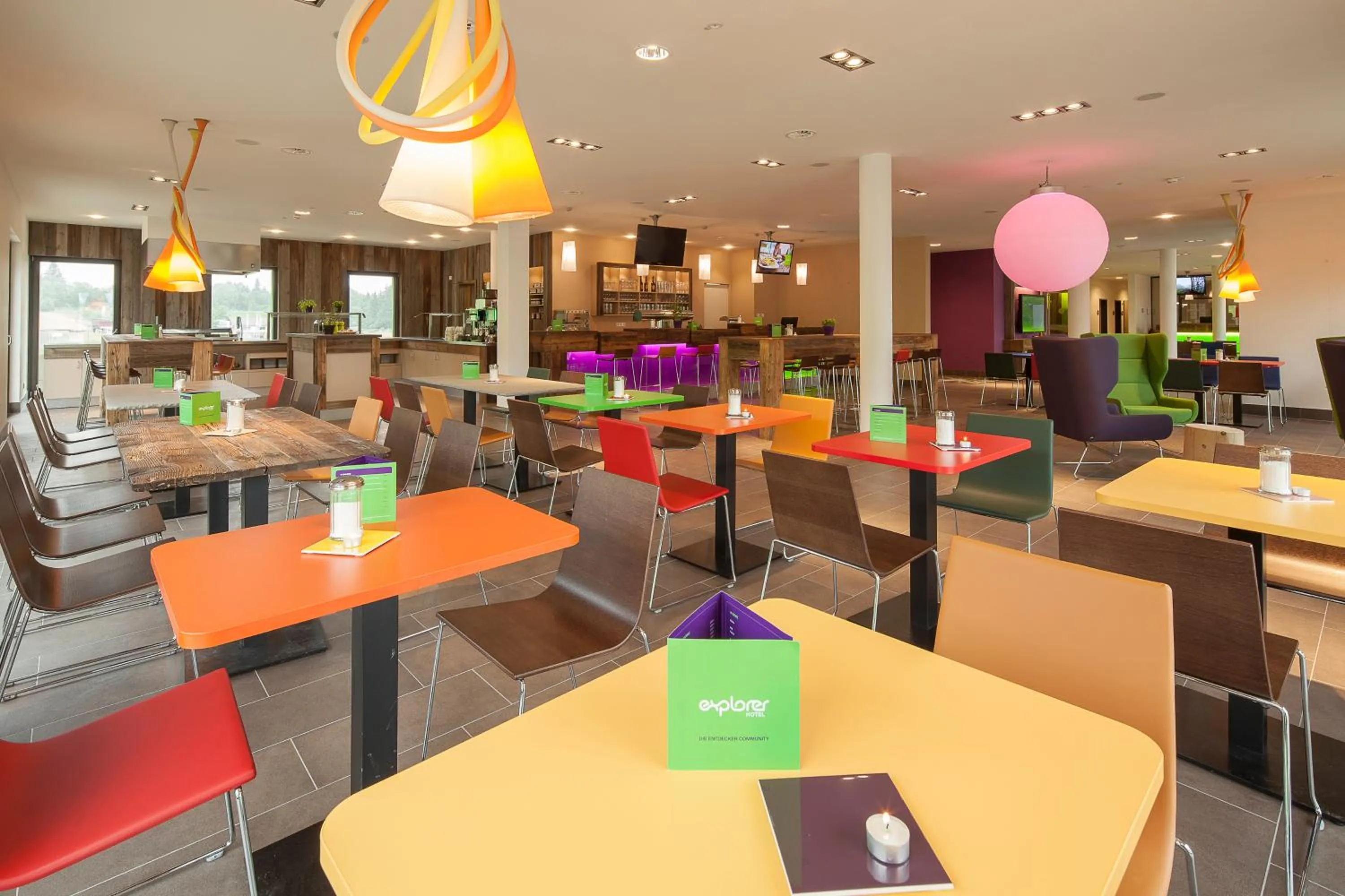 Lounge or bar in Explorer Hotel Montafon