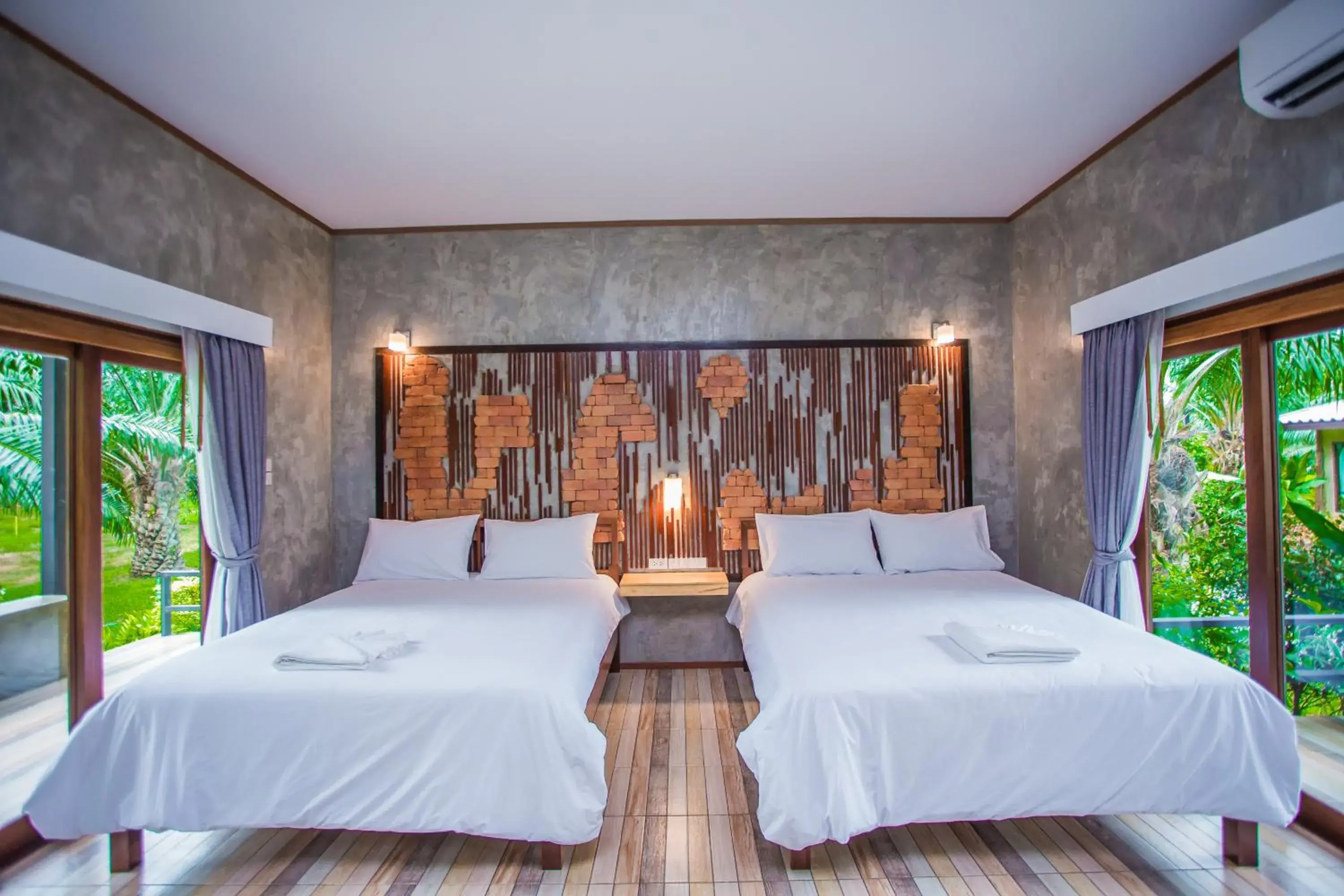 Standard Twin Room in Palm Pran Resort Standard Twin Room in Palm Pran Resort