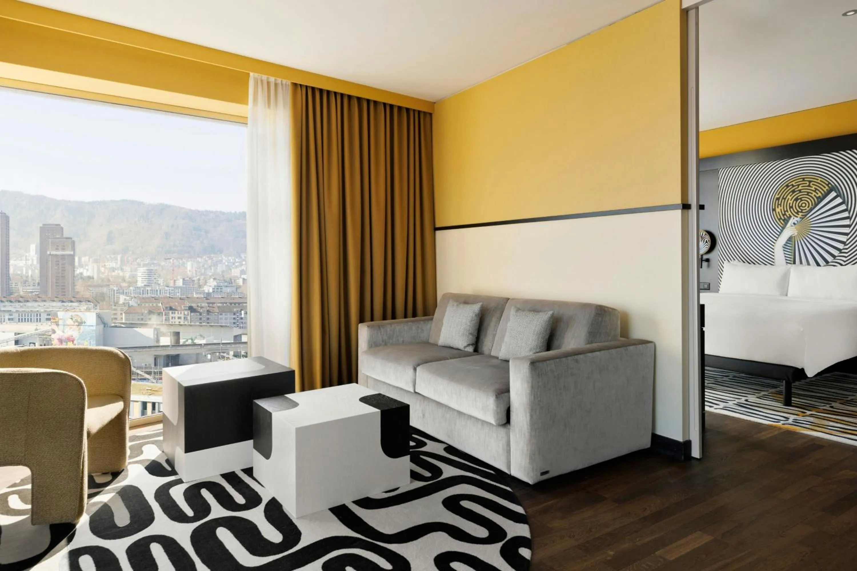 Photo of the whole room in Renaissance Zurich Tower Hotel