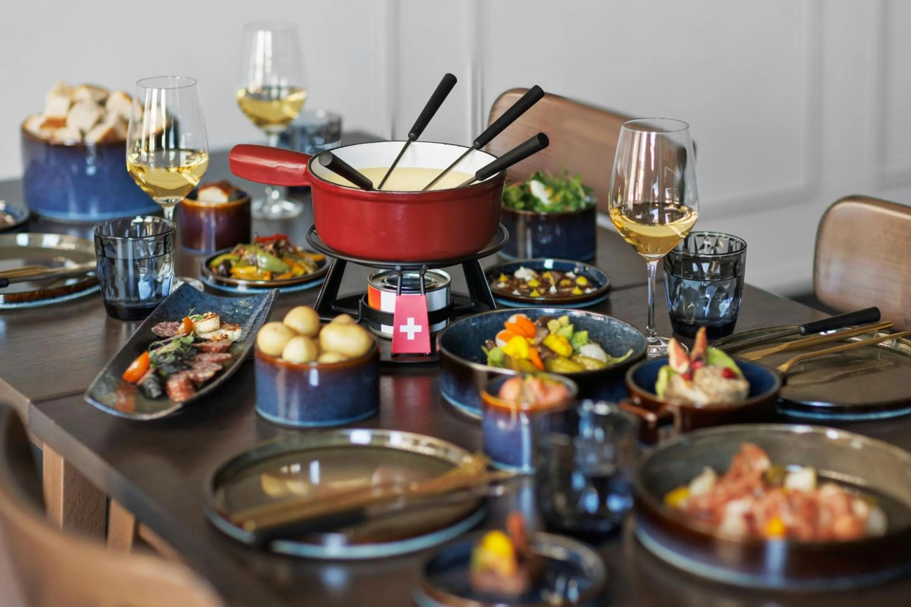 Restaurant/places to eat in Renaissance Zurich Tower Hotel