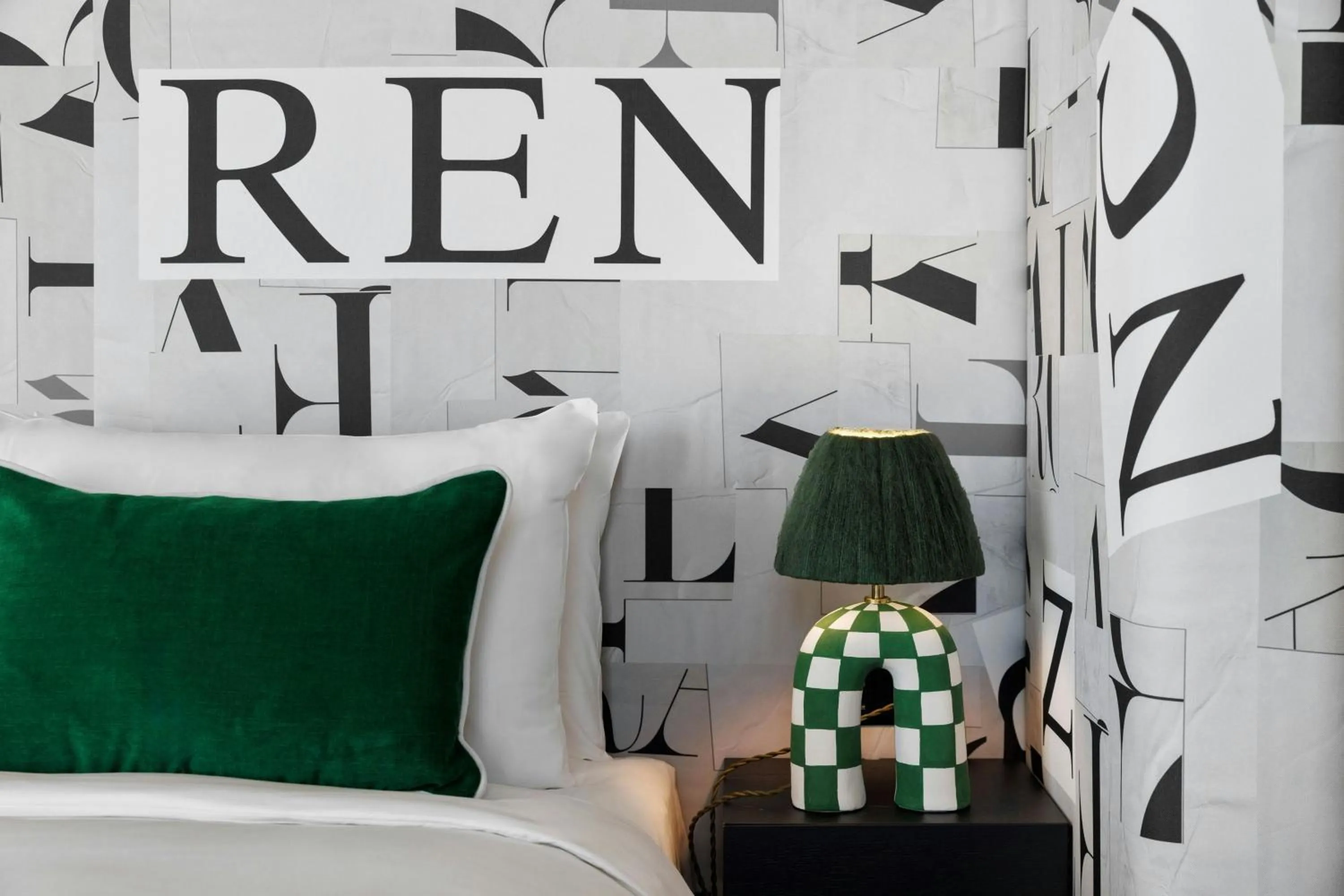 Photo of the whole room in Renaissance Zurich Tower Hotel