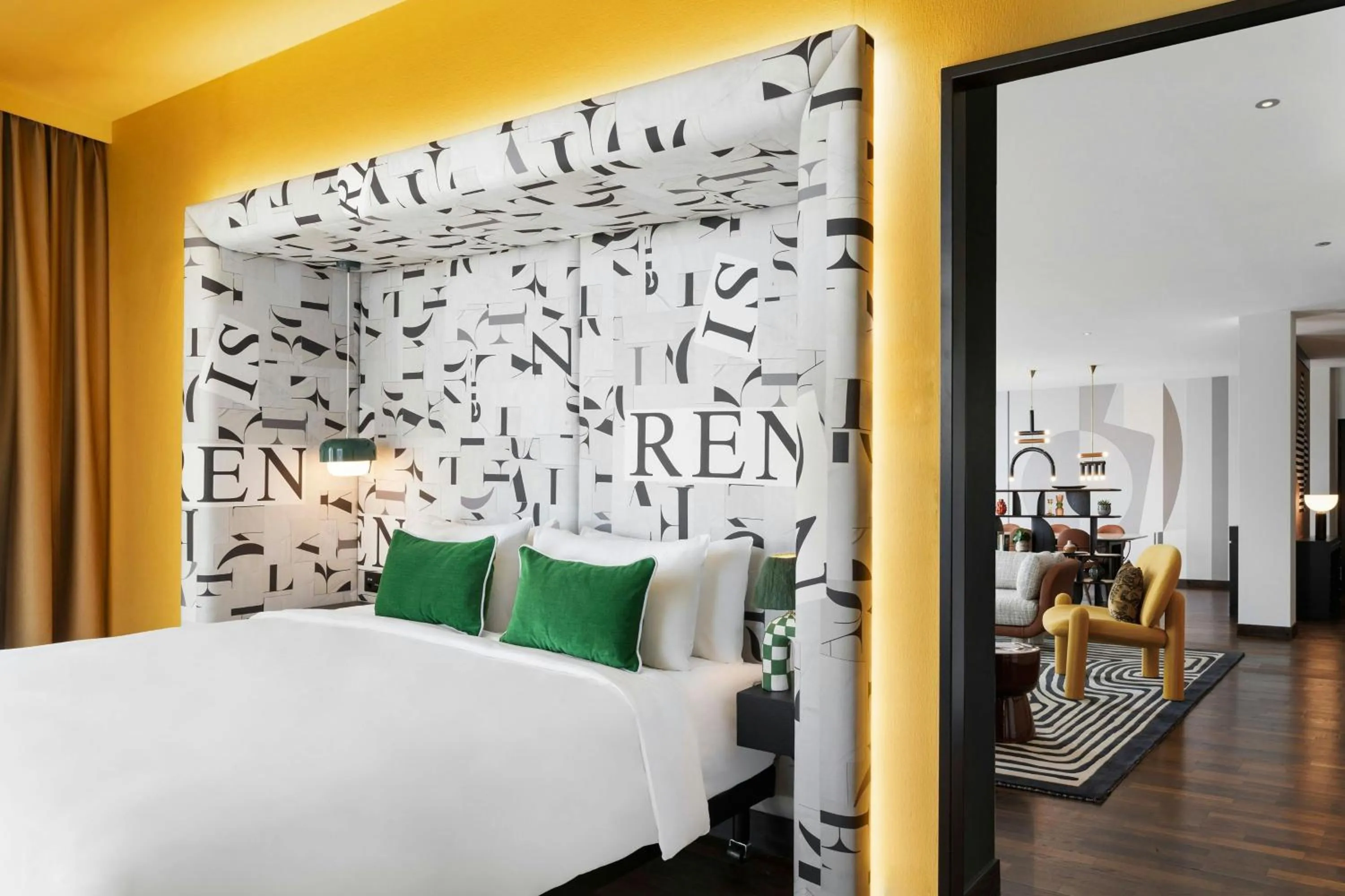 Photo of the whole room, Bed in Renaissance Zurich Tower Hotel