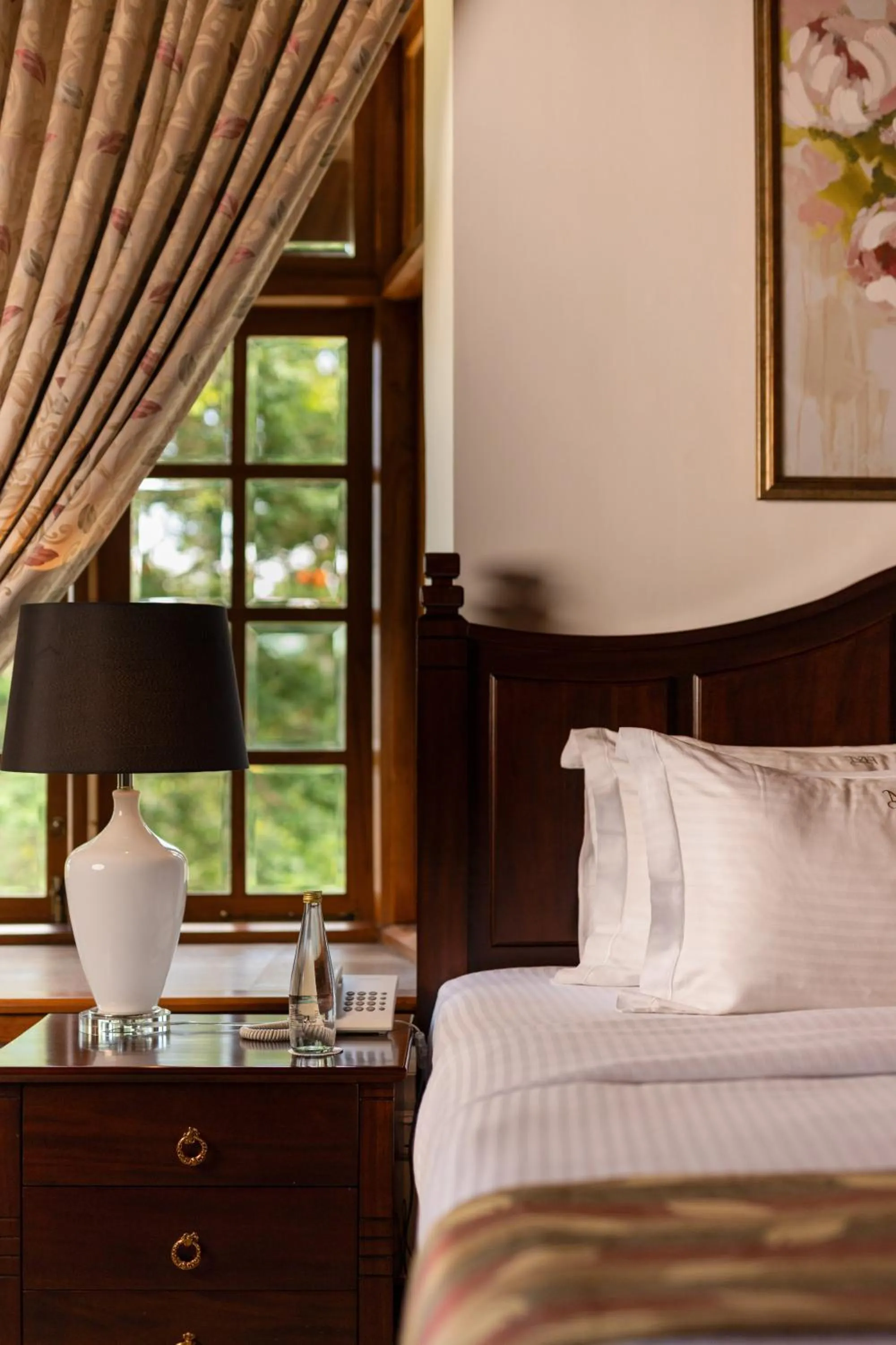 Bed in Manor House Bandarawela By Seven Angels