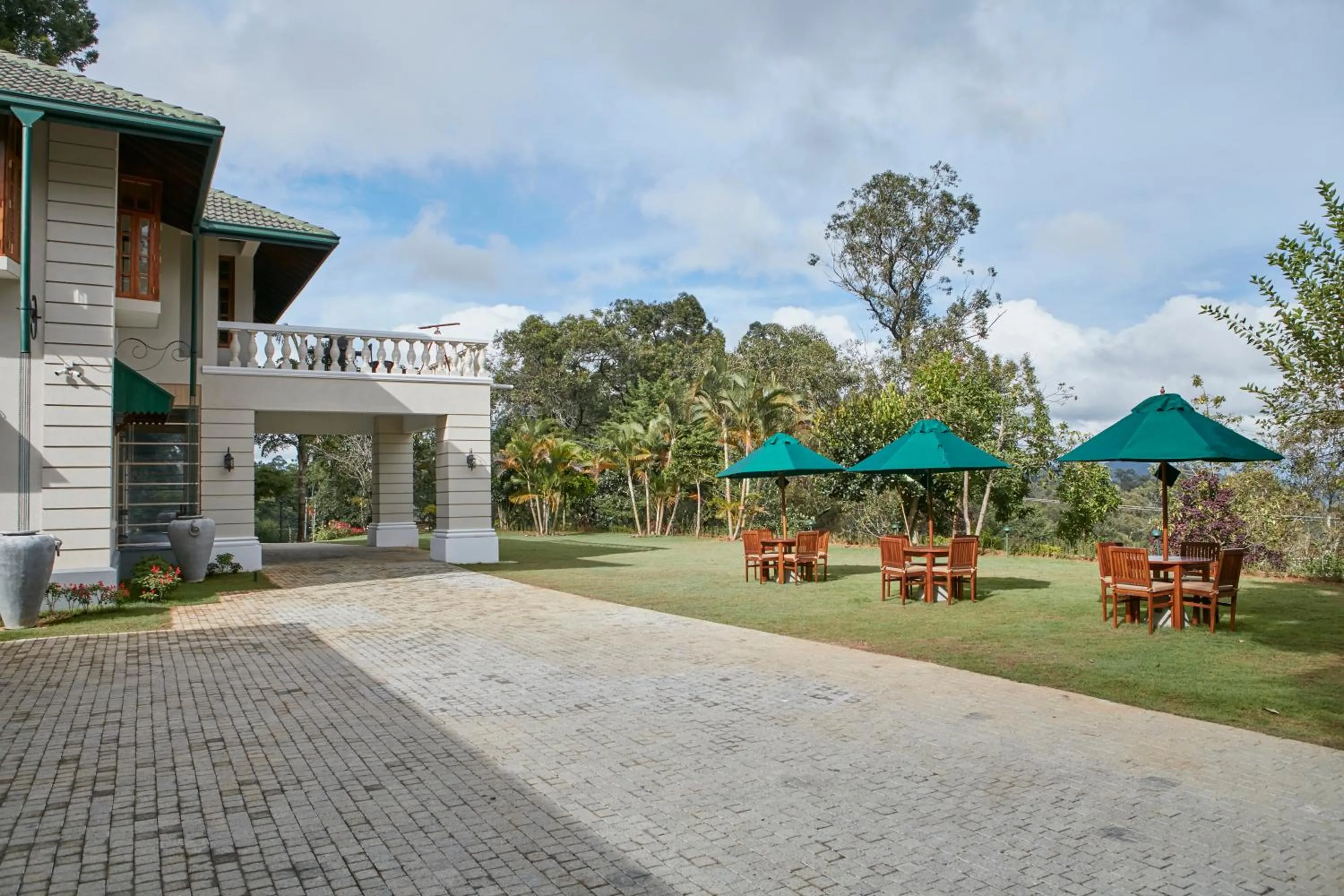 Garden in Manor House Bandarawela By Seven Angels