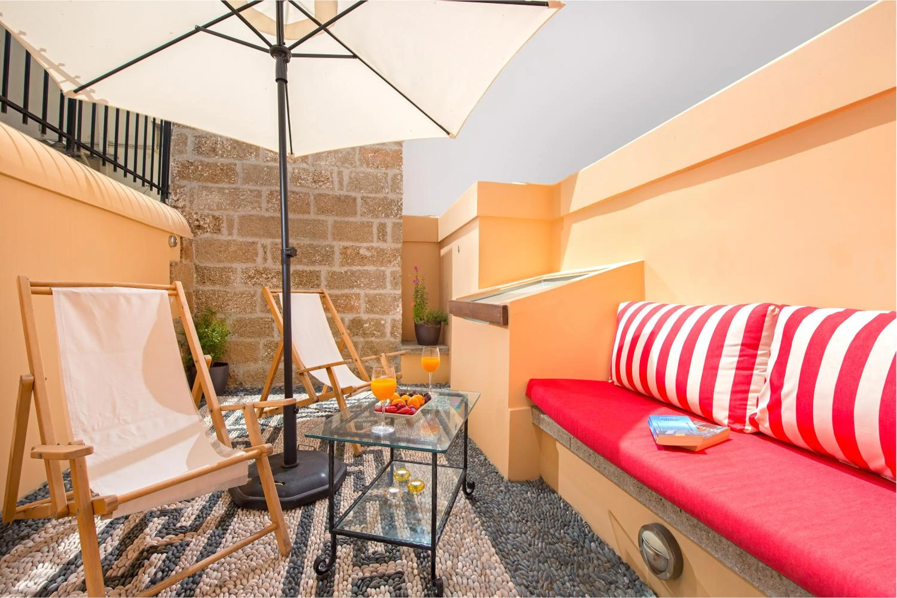 Patio in Rodos Niohori Elite Suites Boutique Hotel