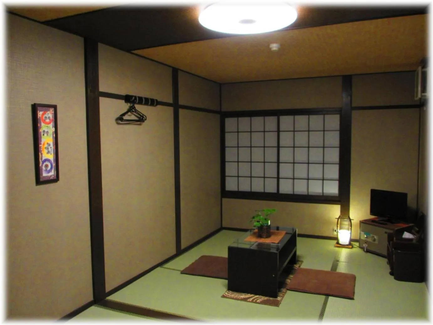 Photo of the whole room in Ryoso Chatani
