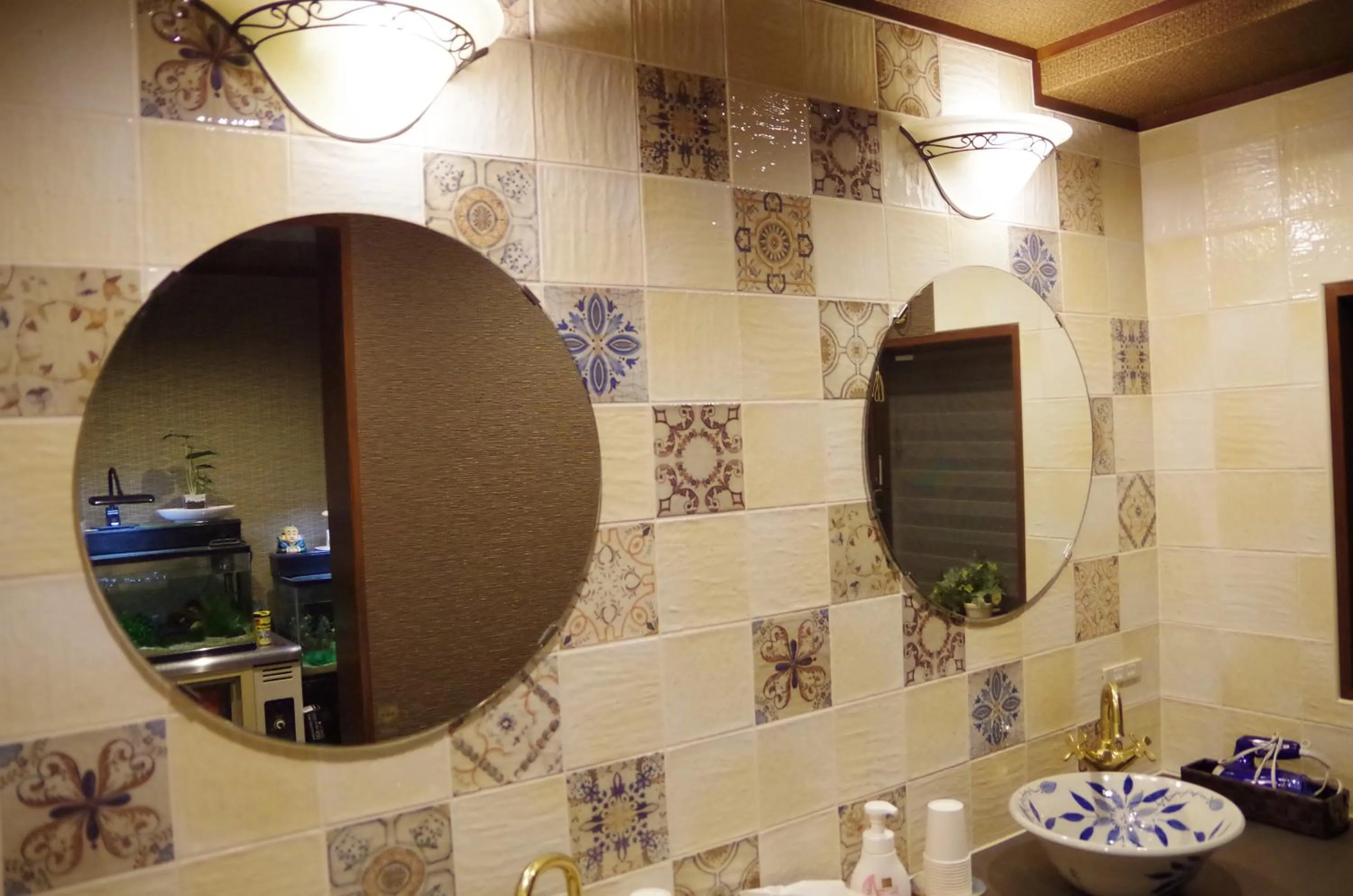 Decorative detail in Ryoso Chatani