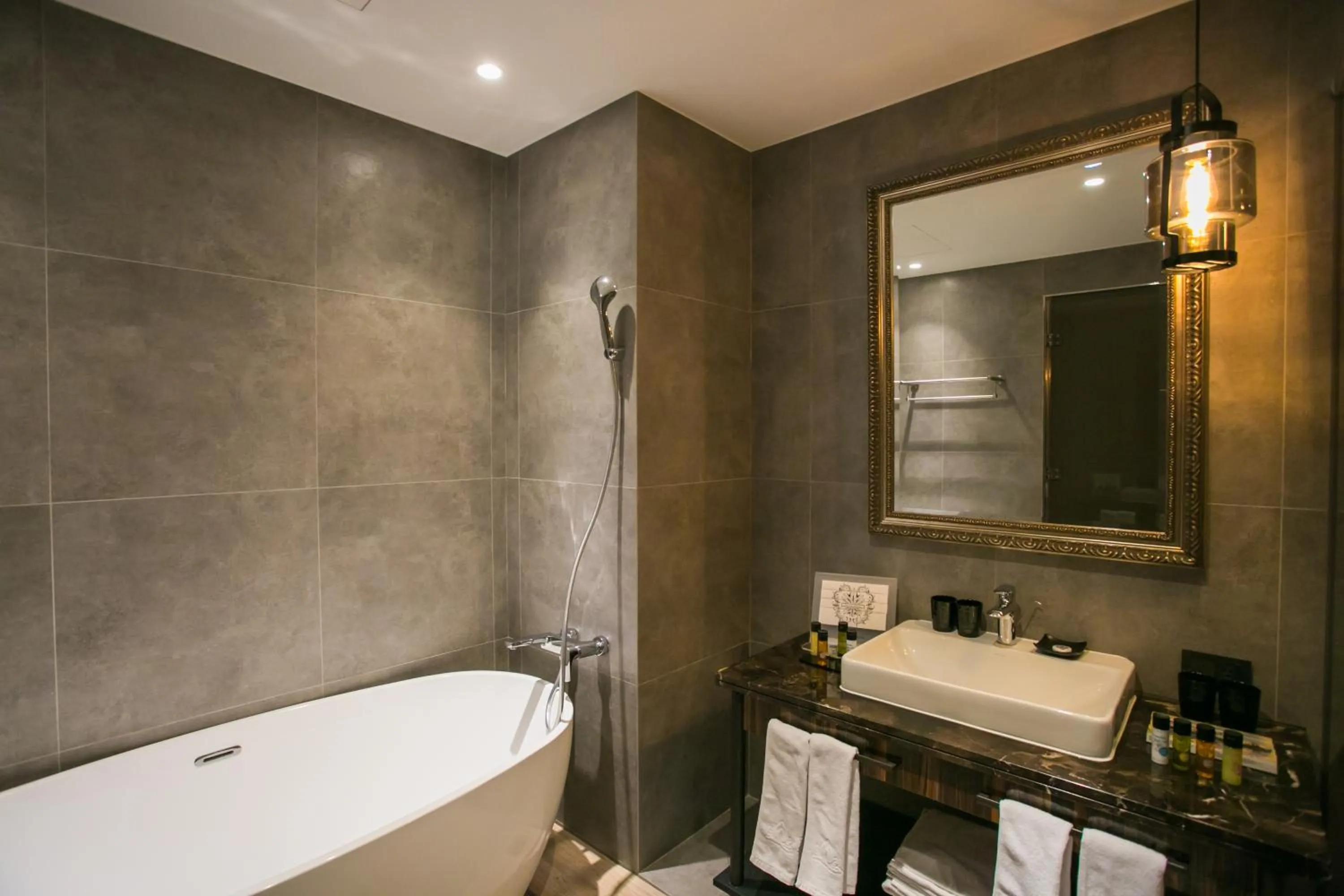 Bathroom in Saint Art Hotel