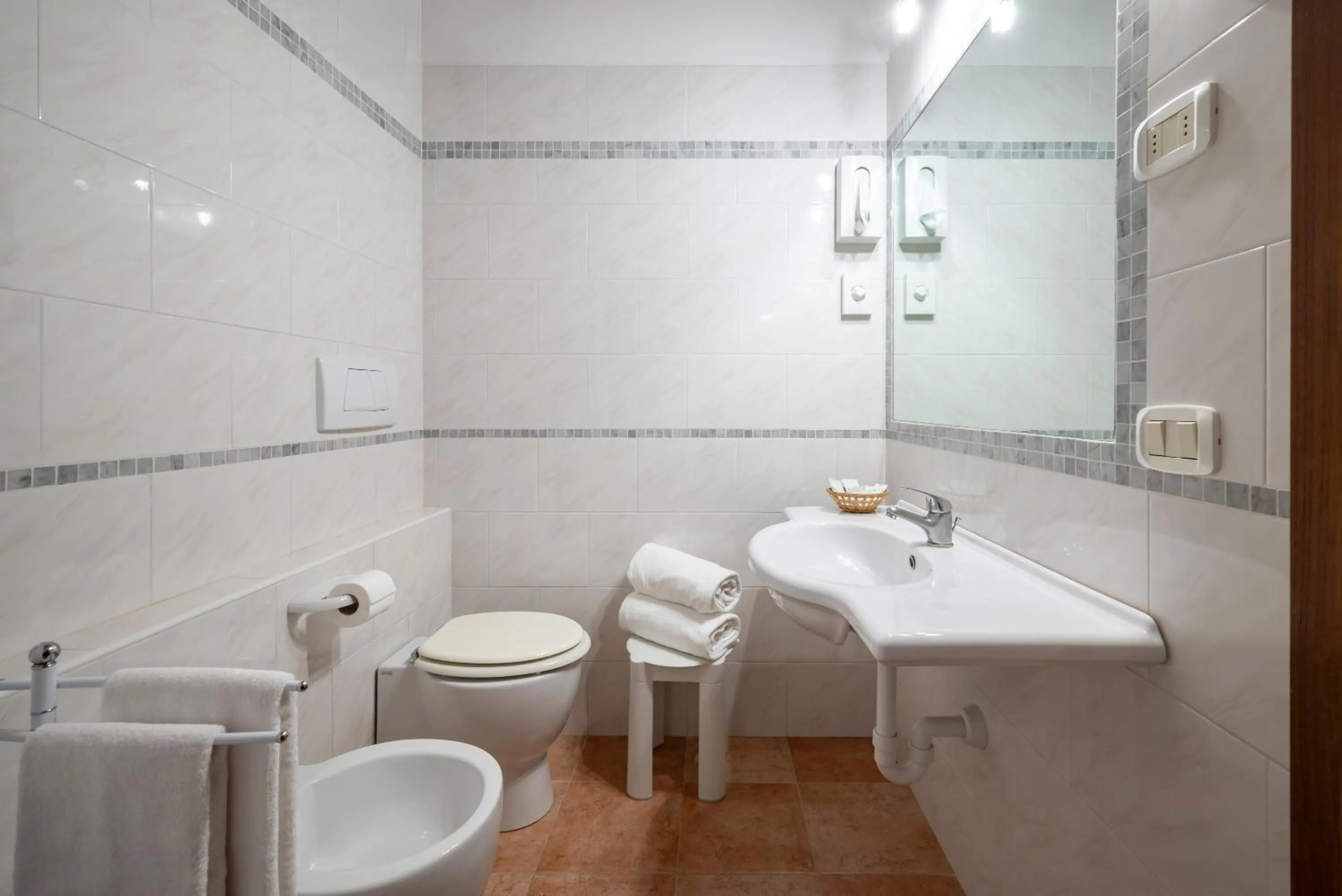 Bathroom in Lola Piccolo Hotel e Appartamenti