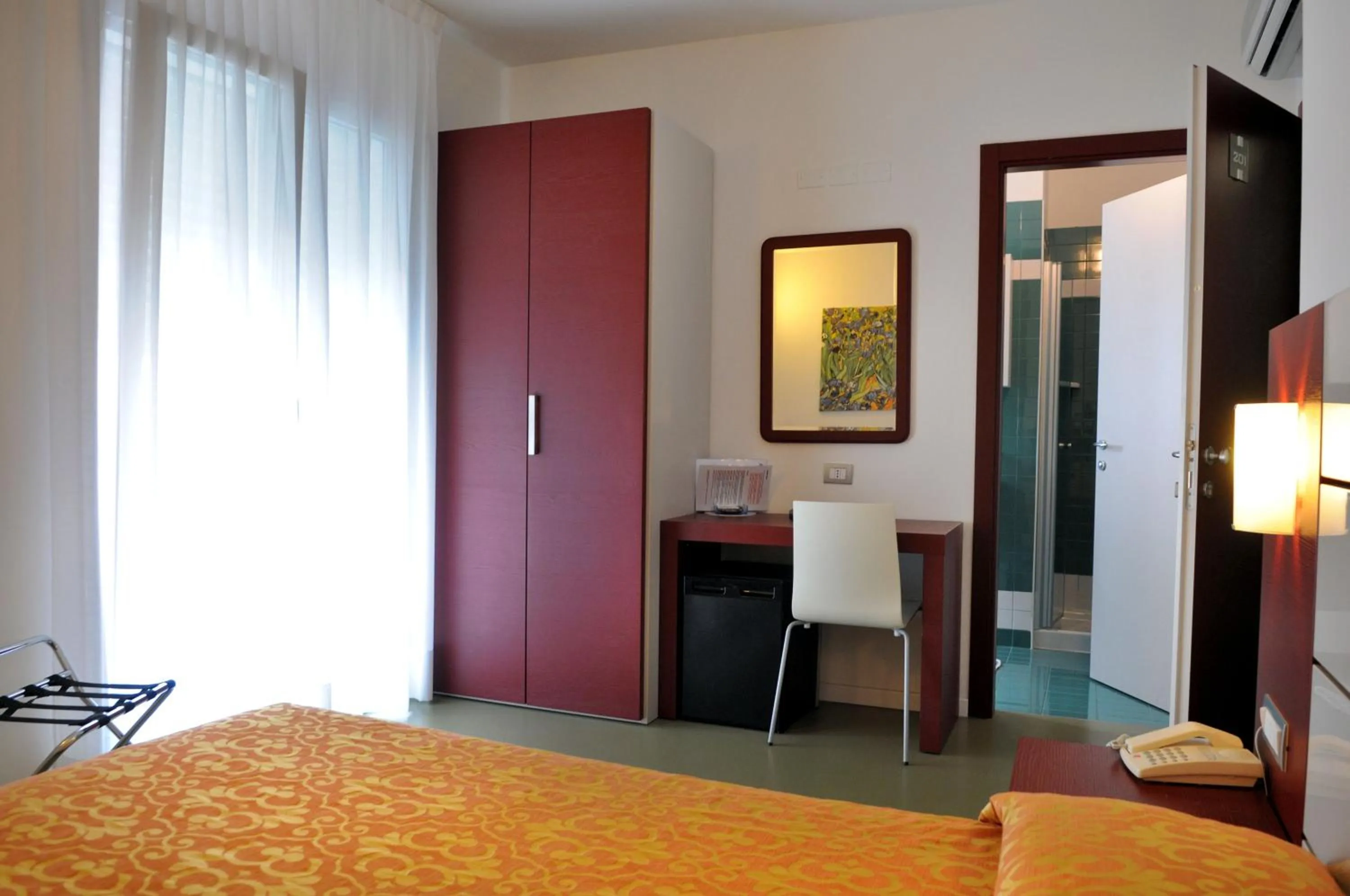 Bedroom, Bed in Hotel Raffaello