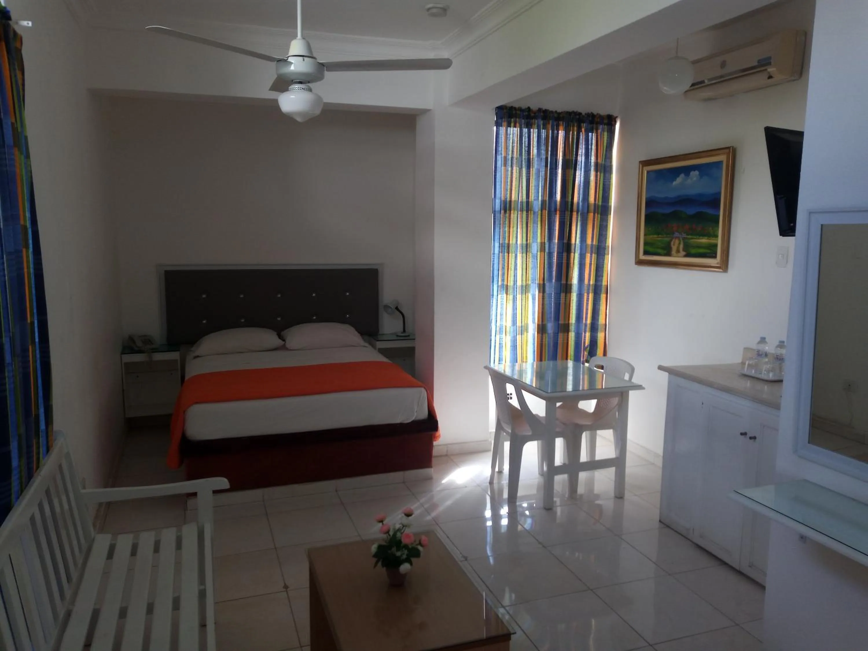 Photo of the whole room, Bed in Royal Palace Hotel