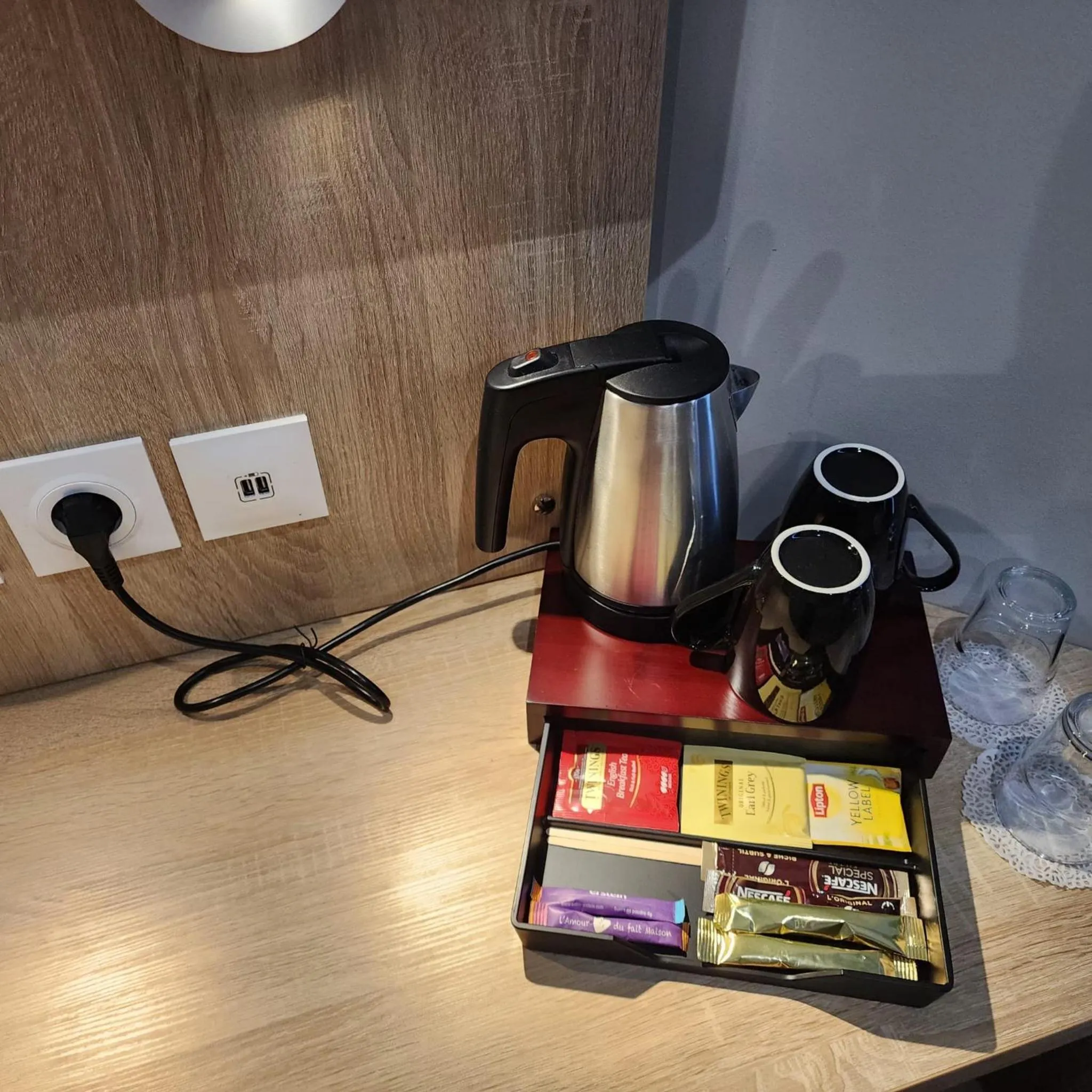 Coffee/tea facilities in Hotel Saint Augustin