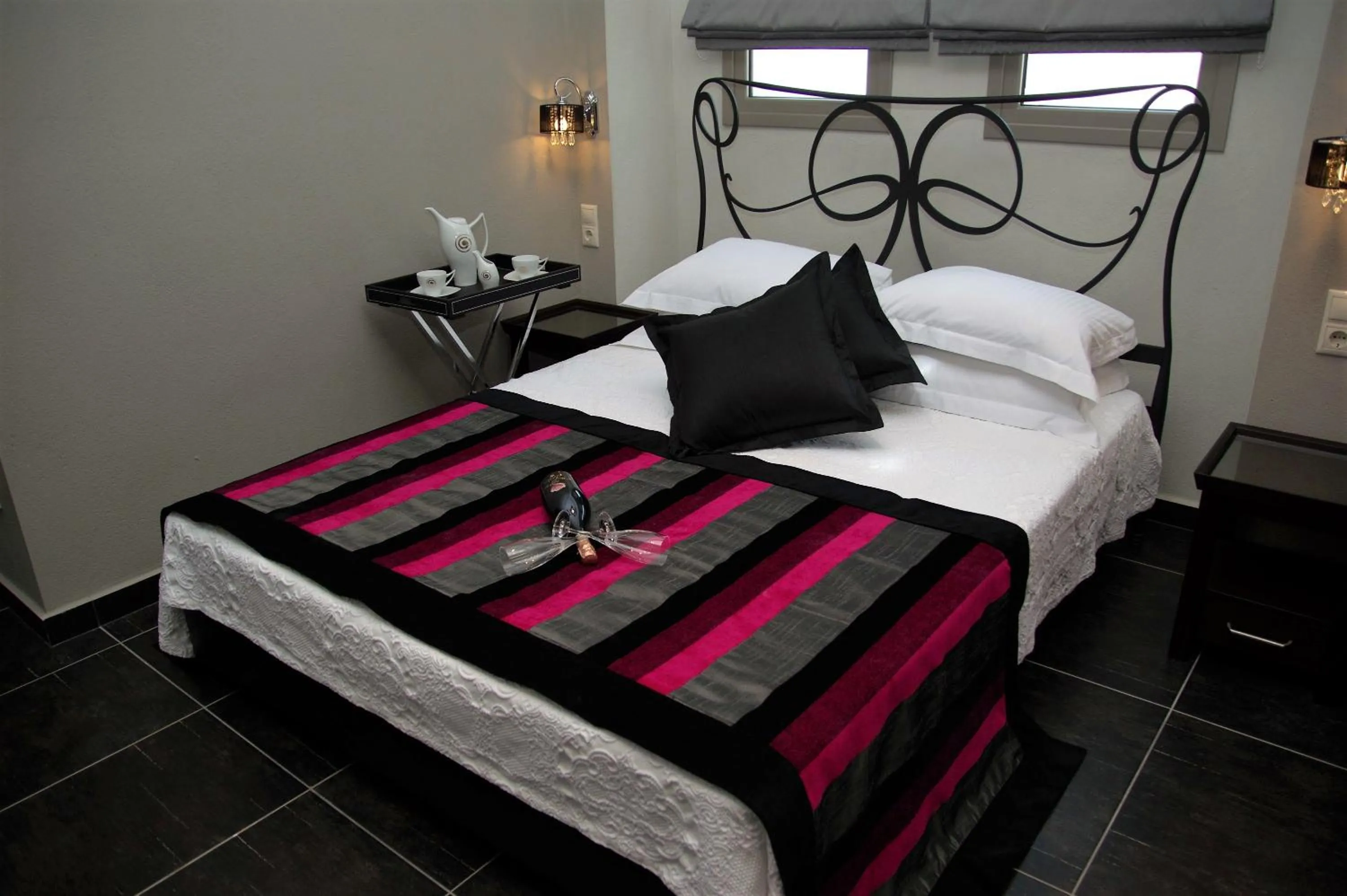 Bed in Alexander Inn