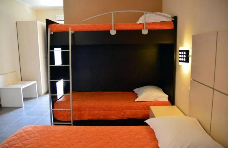 Bed in Alexander Inn