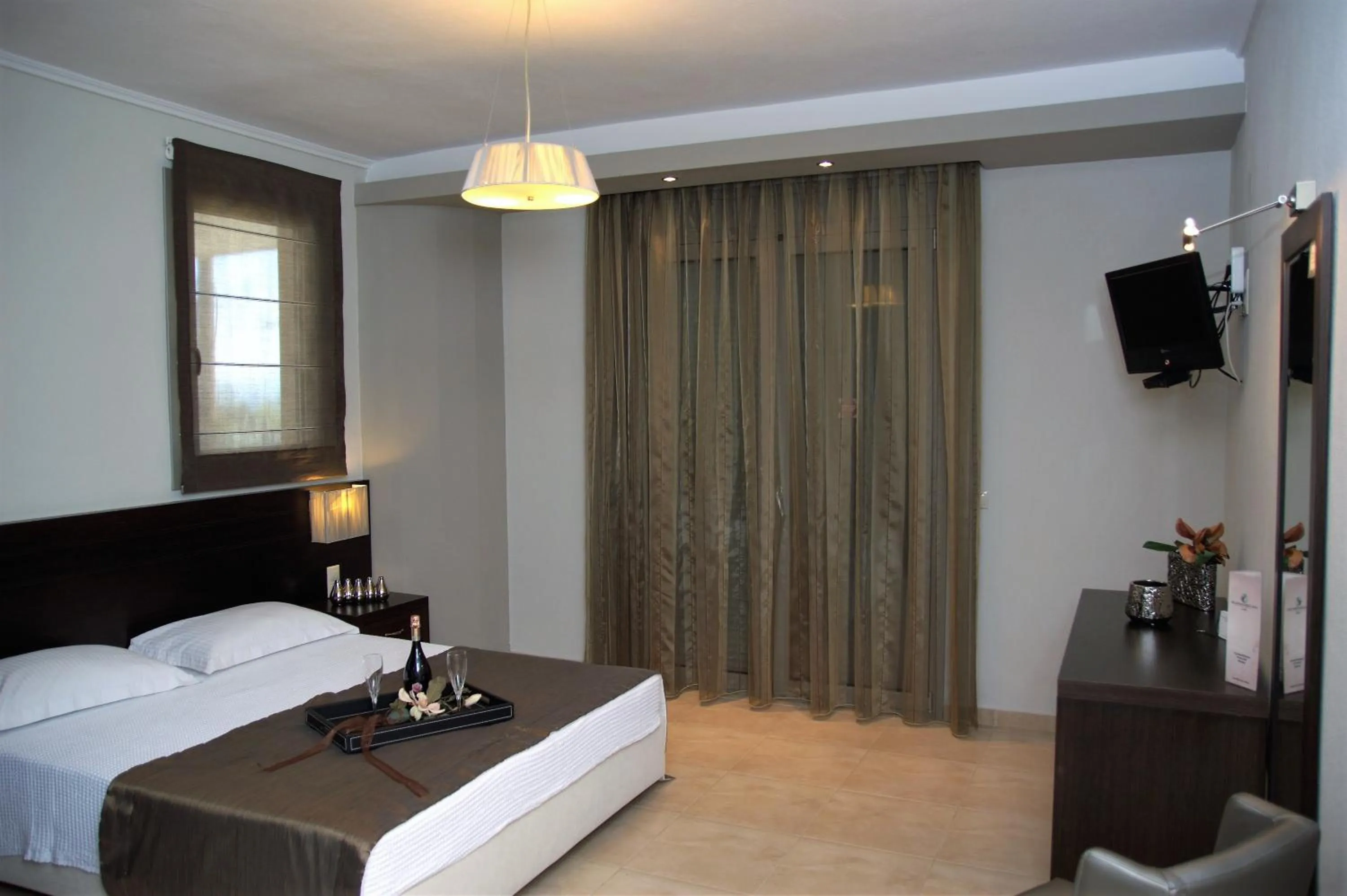 Bed in Alexander Inn