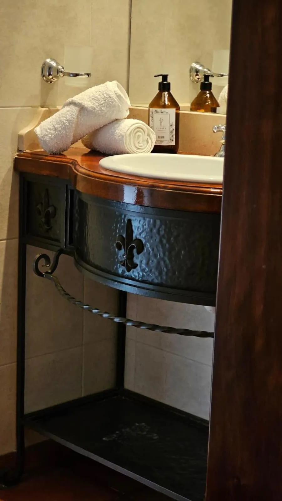 Bathroom in Villa Vicuña Cafayate Boutique Hotel