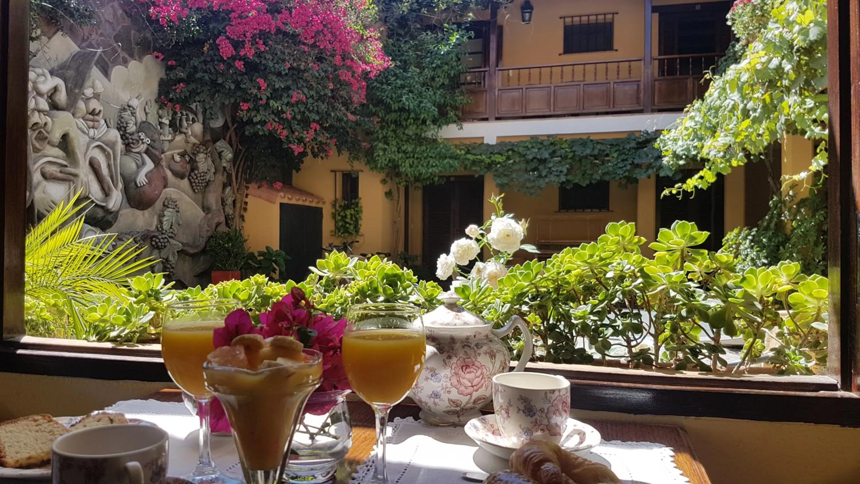 Breakfast in Villa Vicuña Cafayate Boutique Hotel