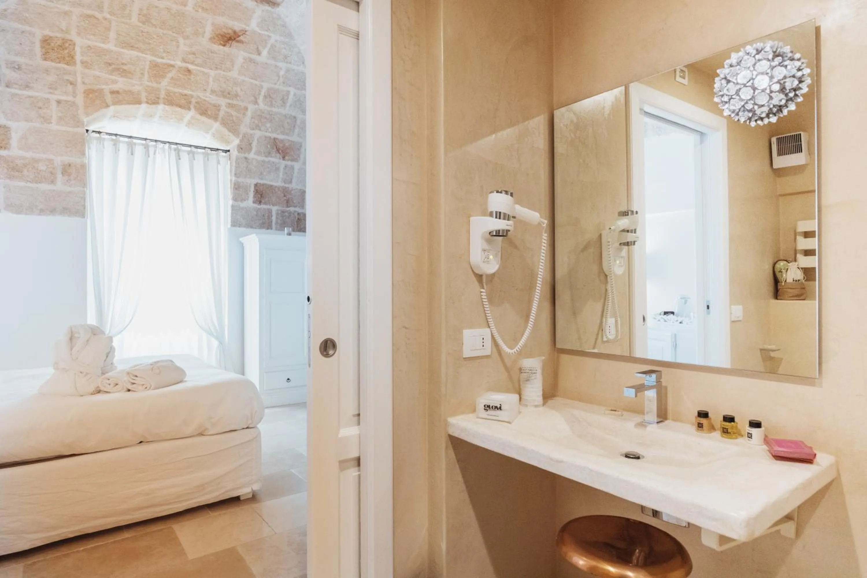 Bathroom in Giovì Relais