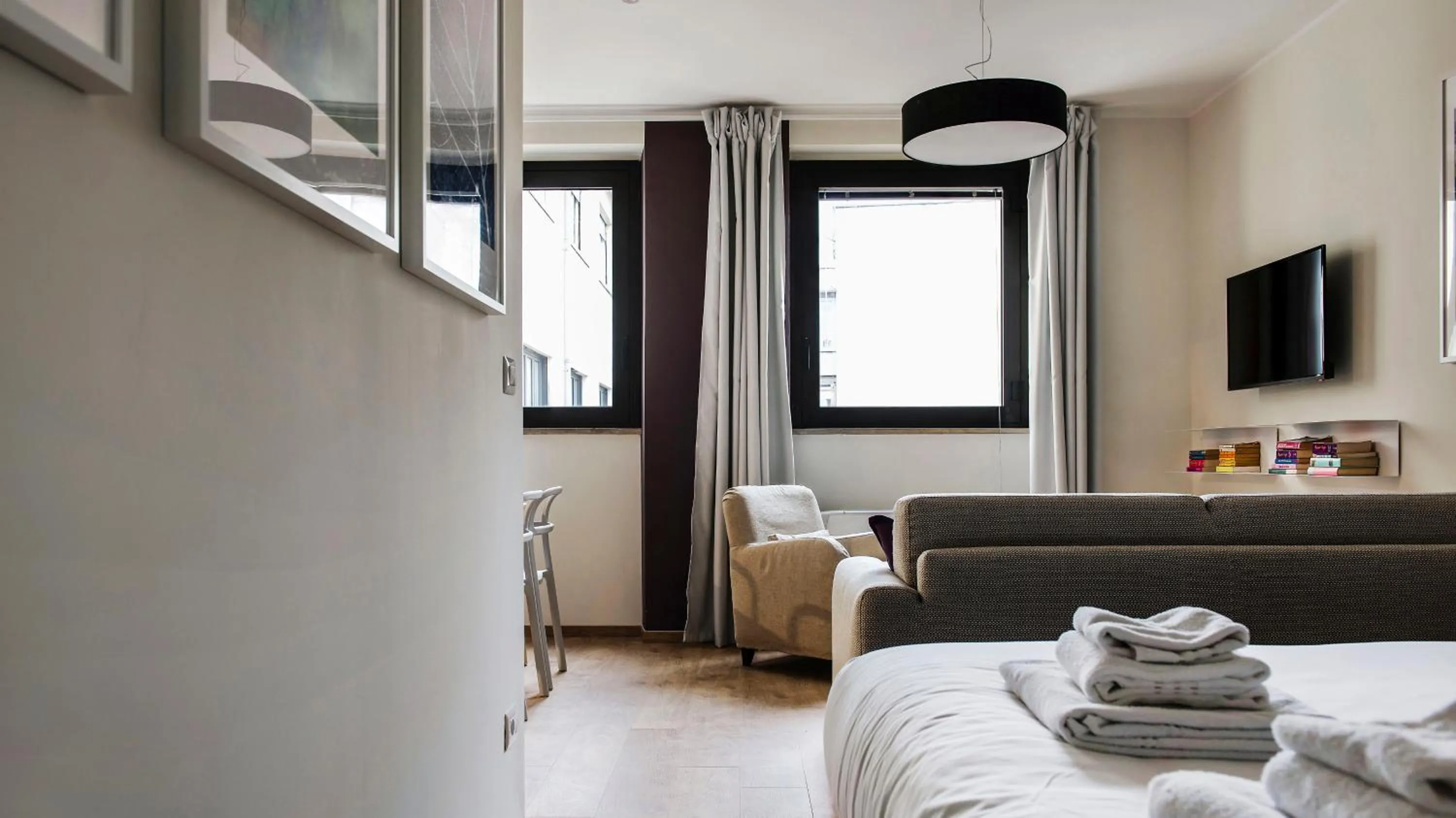 Bed in Italianway-Bergonzoli Place