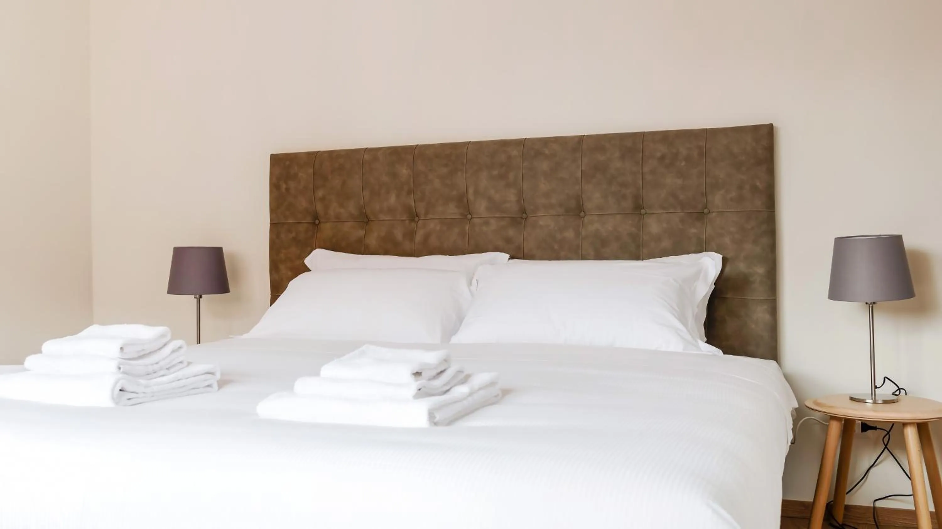 Bed in Italianway-Bergonzoli Place