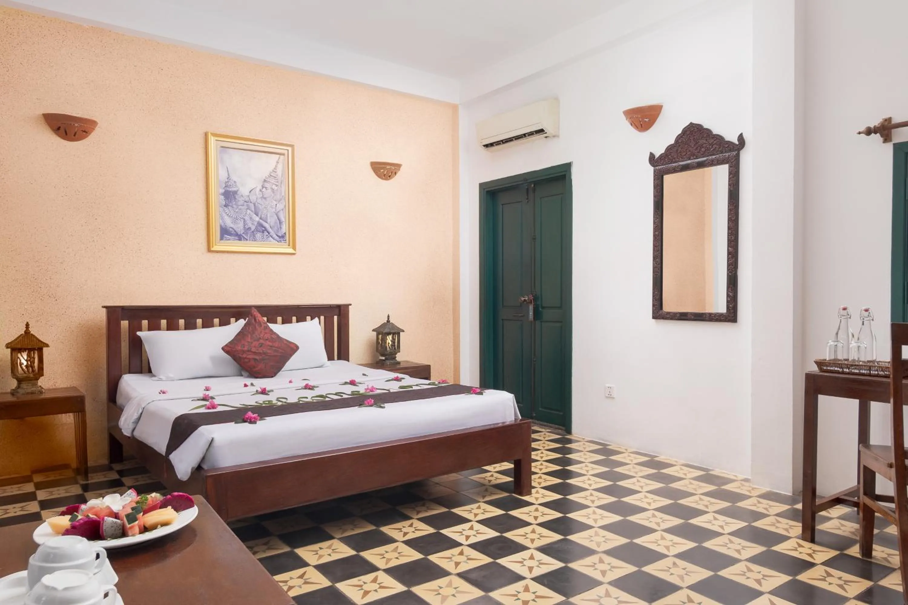 Bedroom, Bed in Golden Banana Residence