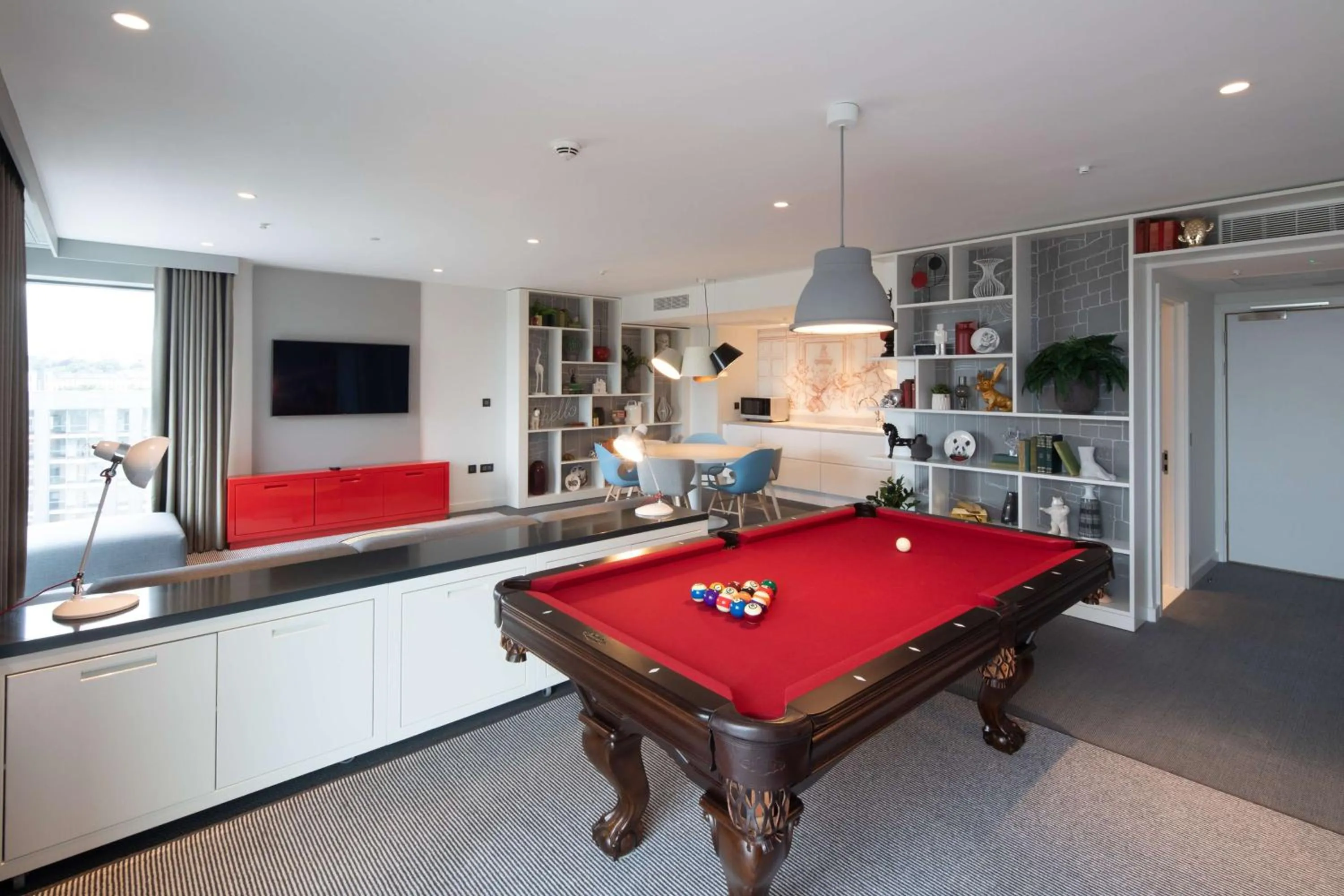 Living room in Radisson RED Hotel, Glasgow