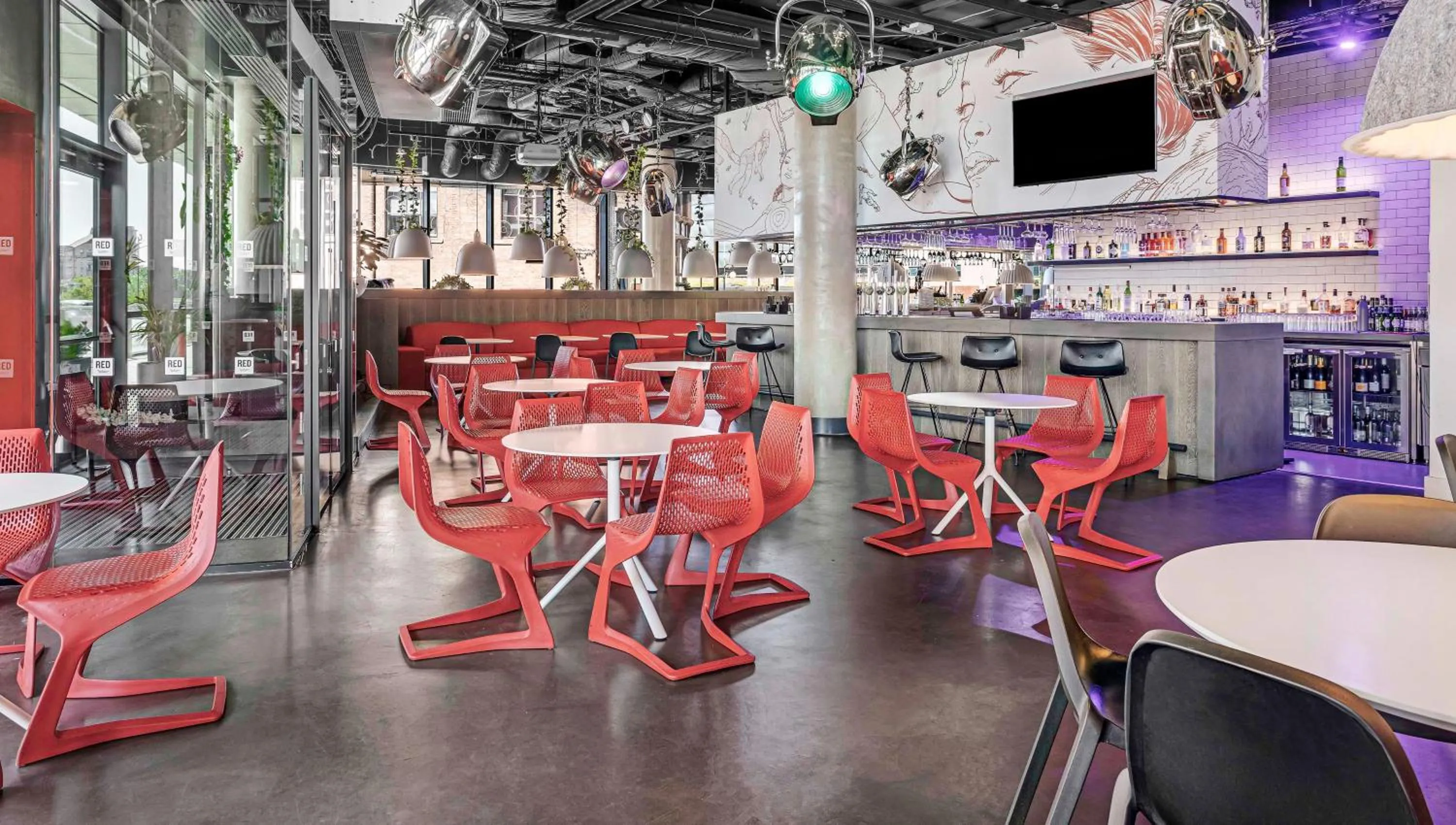 Restaurant/places to eat in Radisson RED Hotel, Glasgow