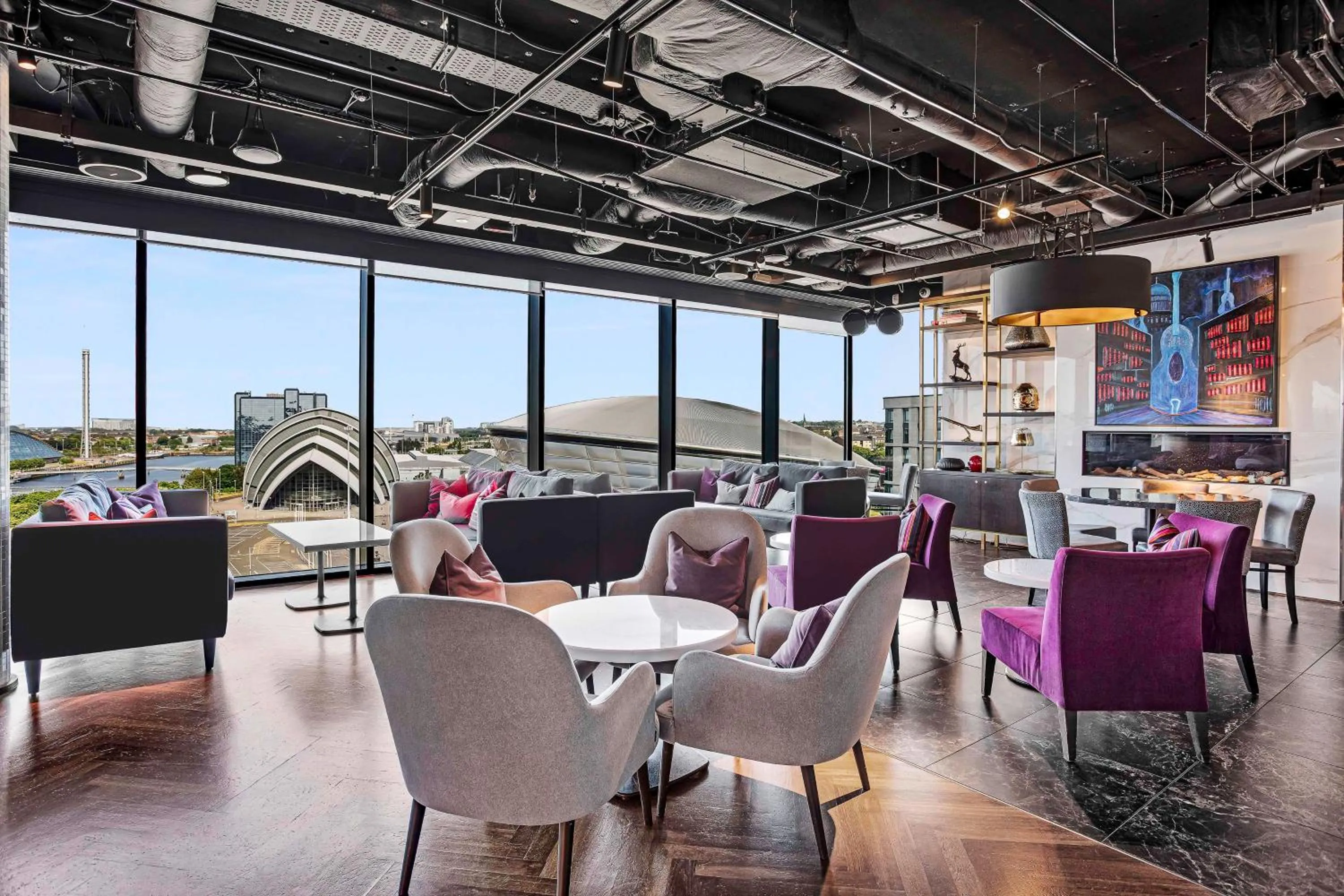 Lounge or bar in Radisson RED Hotel, Glasgow