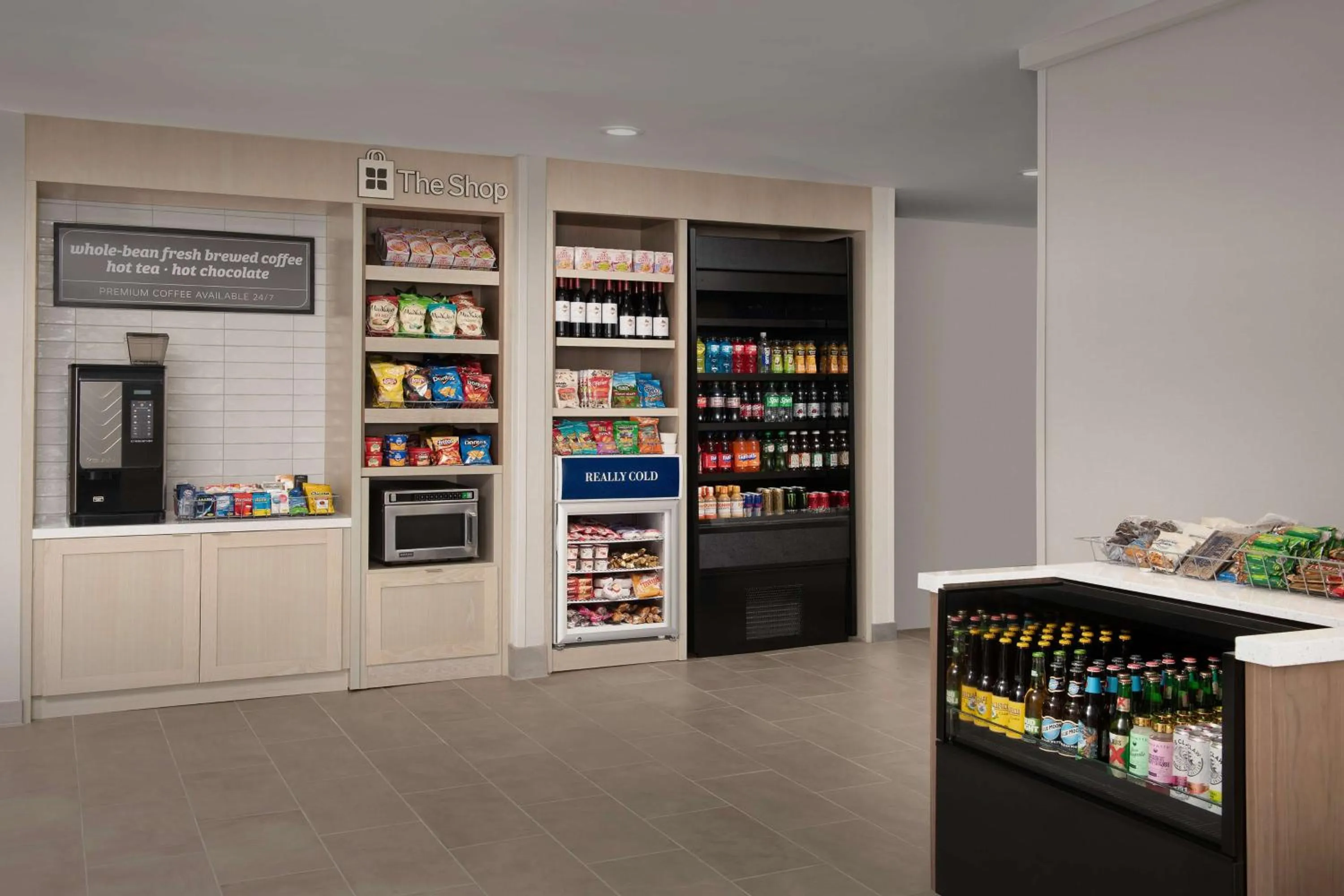 Restaurant/places to eat in Hilton Garden Inn Los Angeles Marina Del Rey