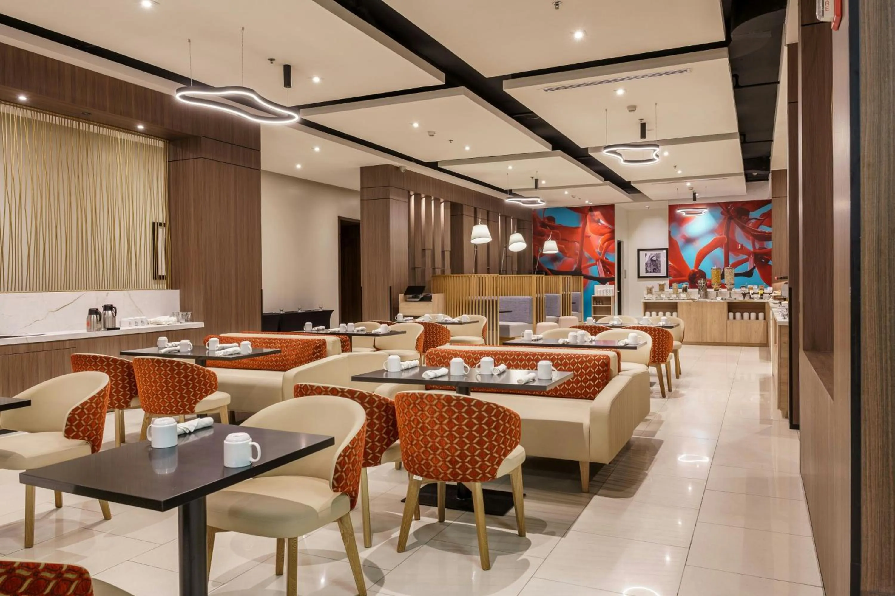 Restaurant/places to eat in Courtyard by Marriott Panama Metromall