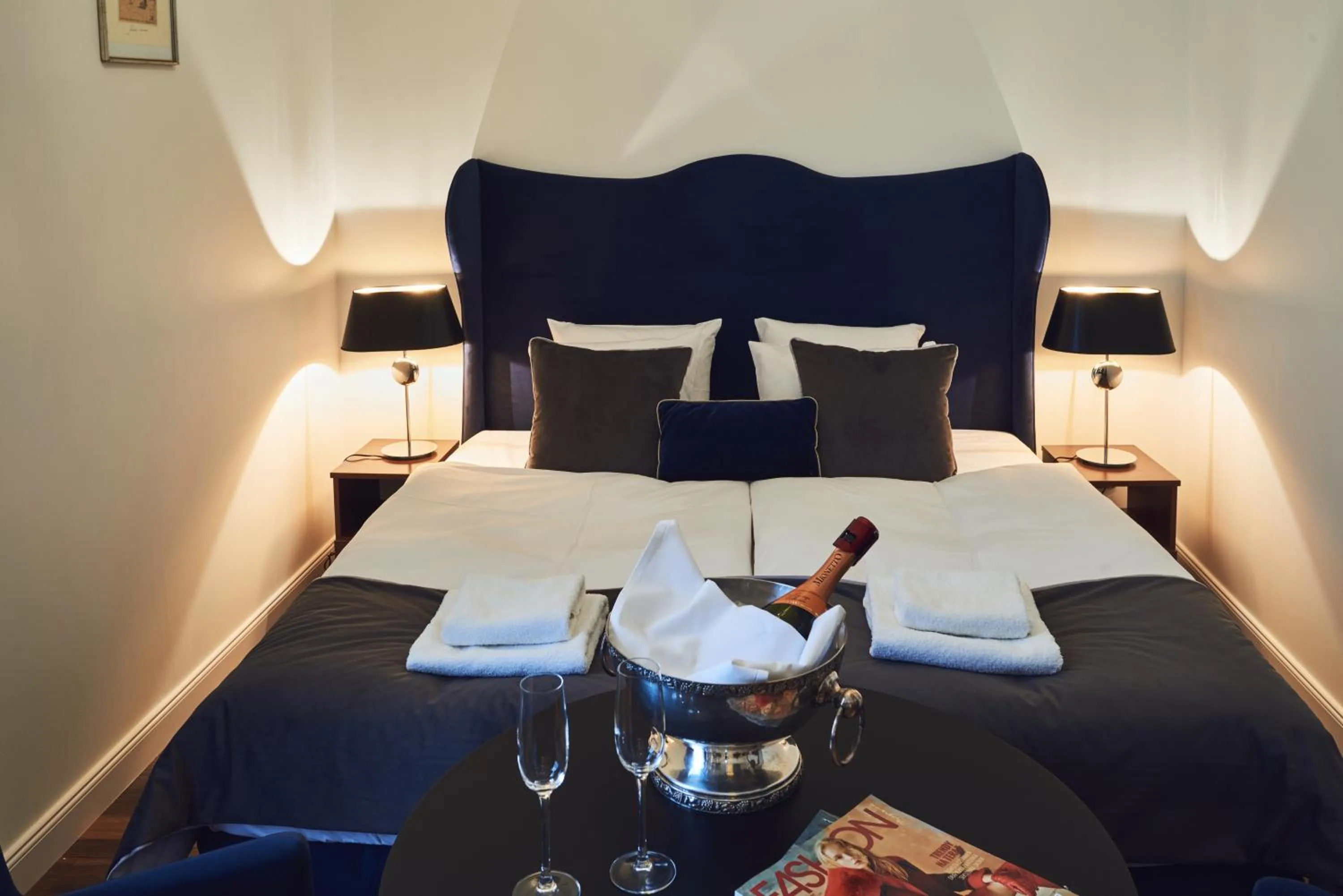 Photo of the whole room, Bed in Shalom Kazimierz