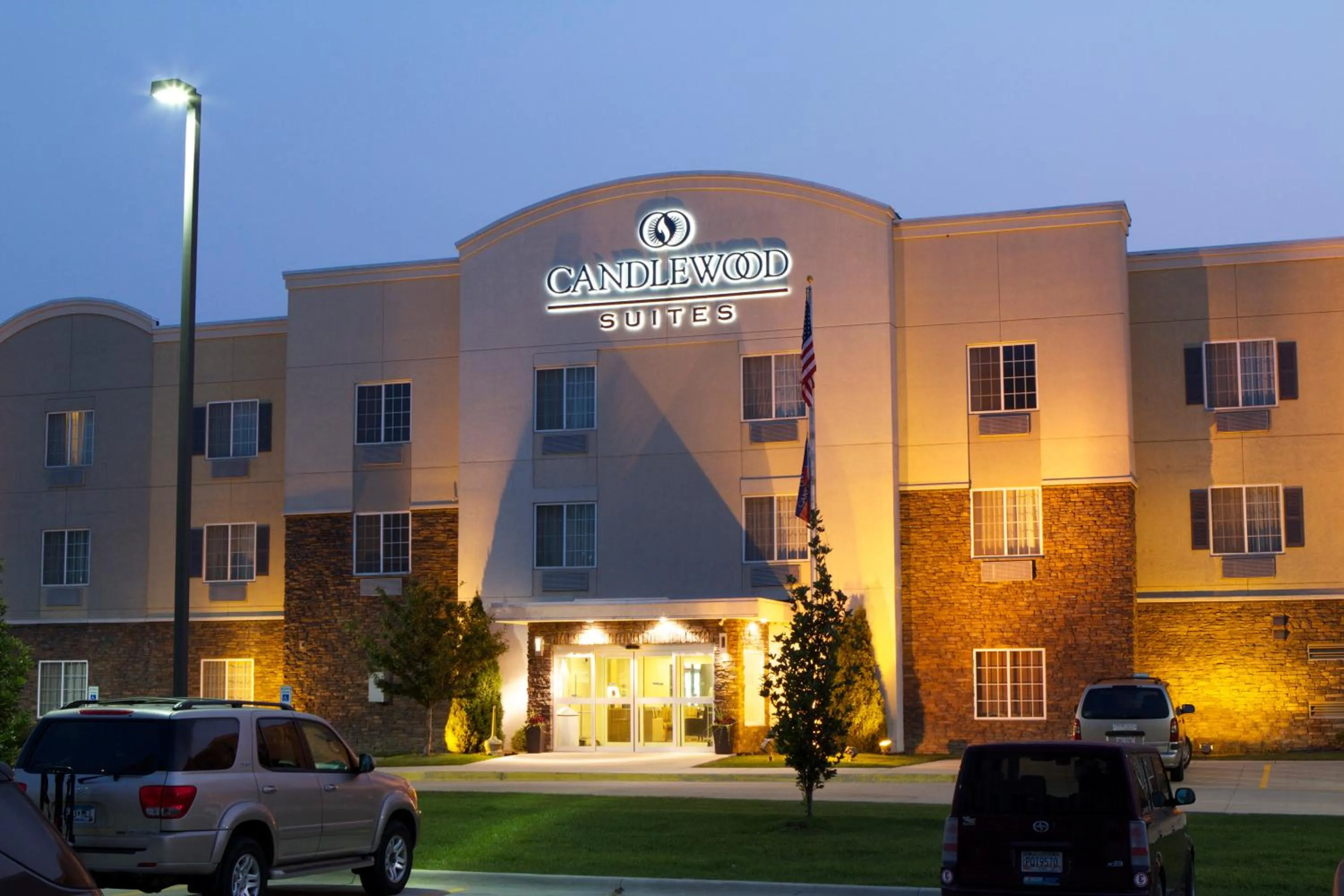 Property building in Candlewood Suites Champaign-Urbana University Area by IHG