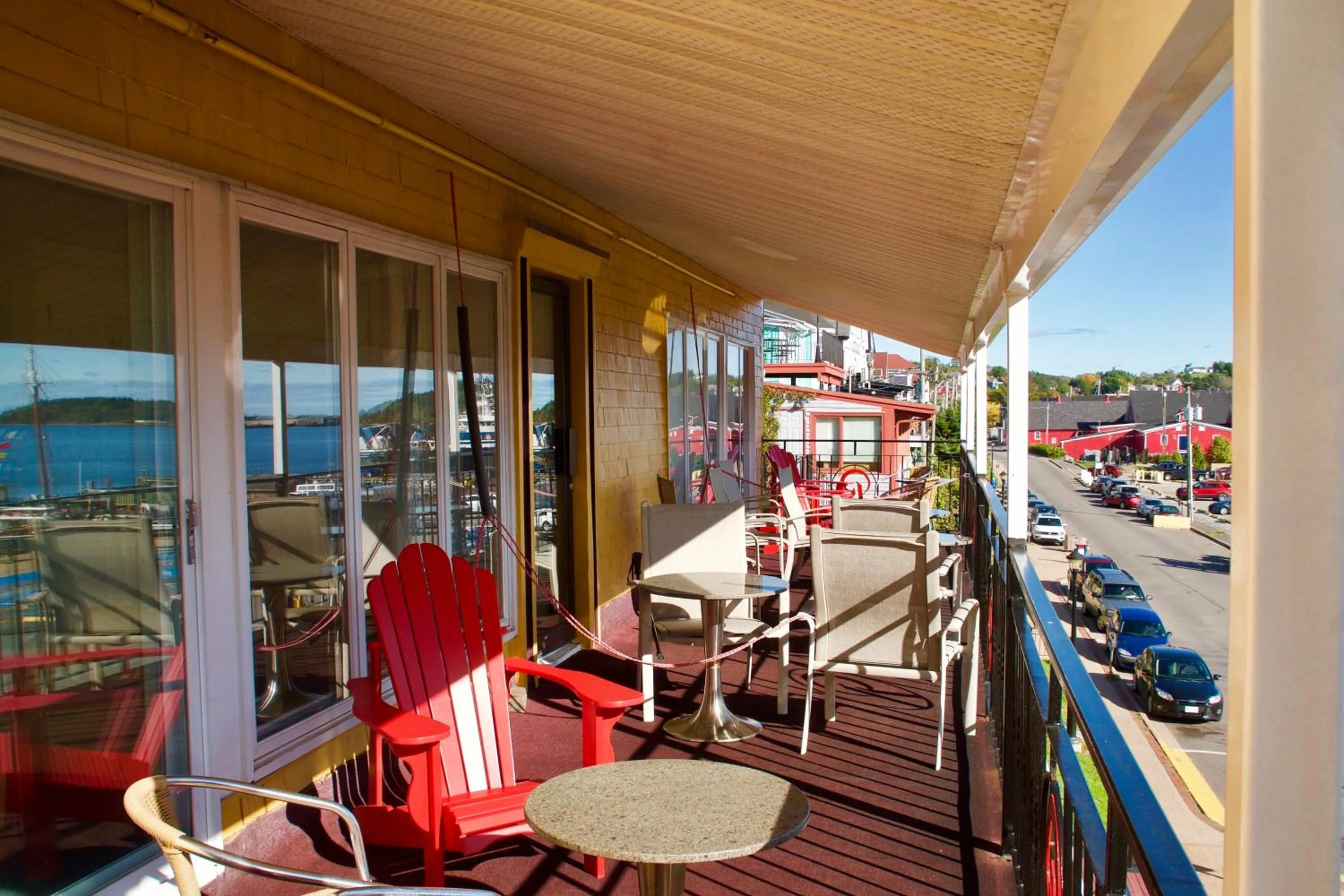 Balcony/Terrace in Rum Runner Inn