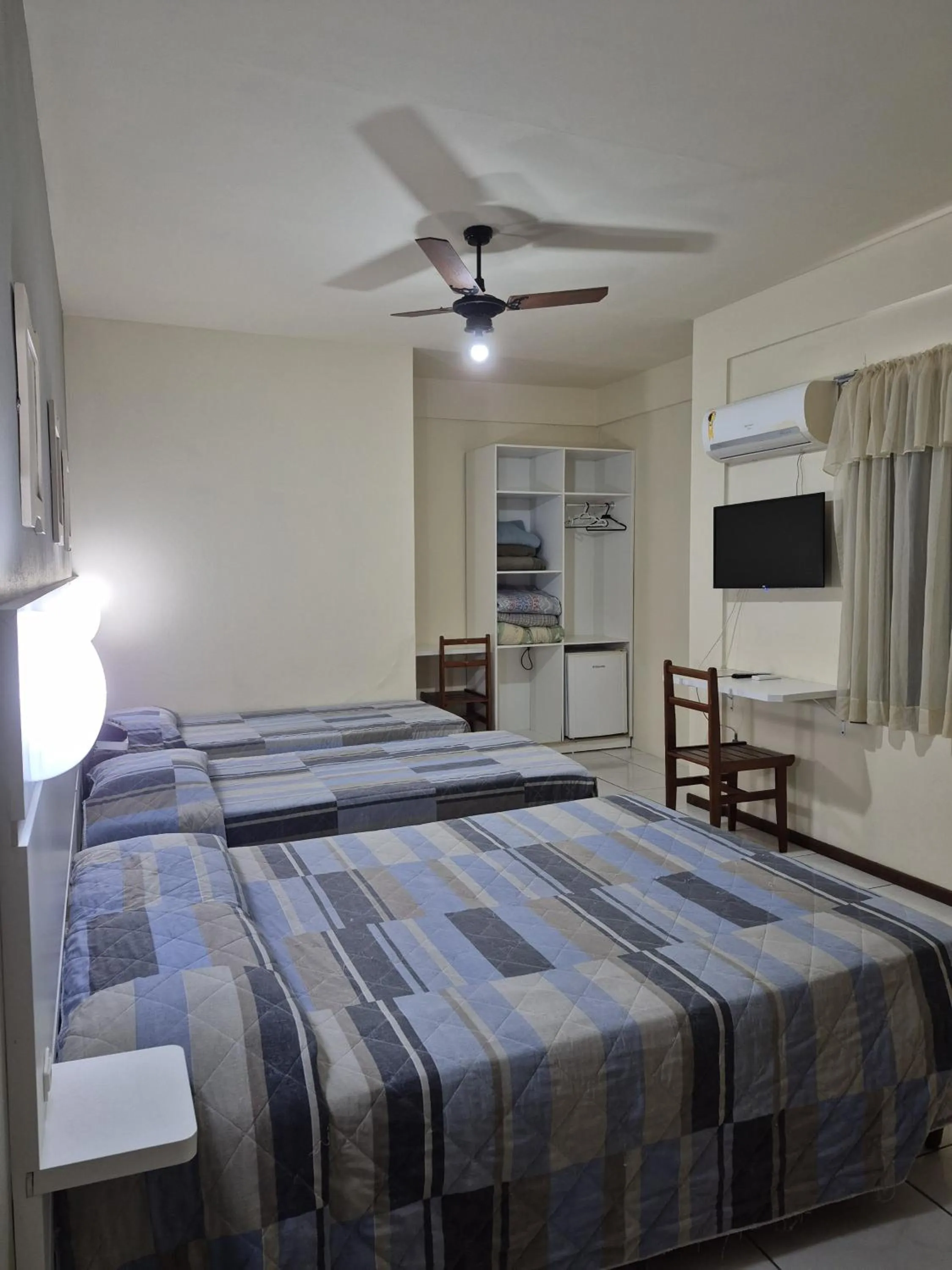 Bed in Hotel Cambirela