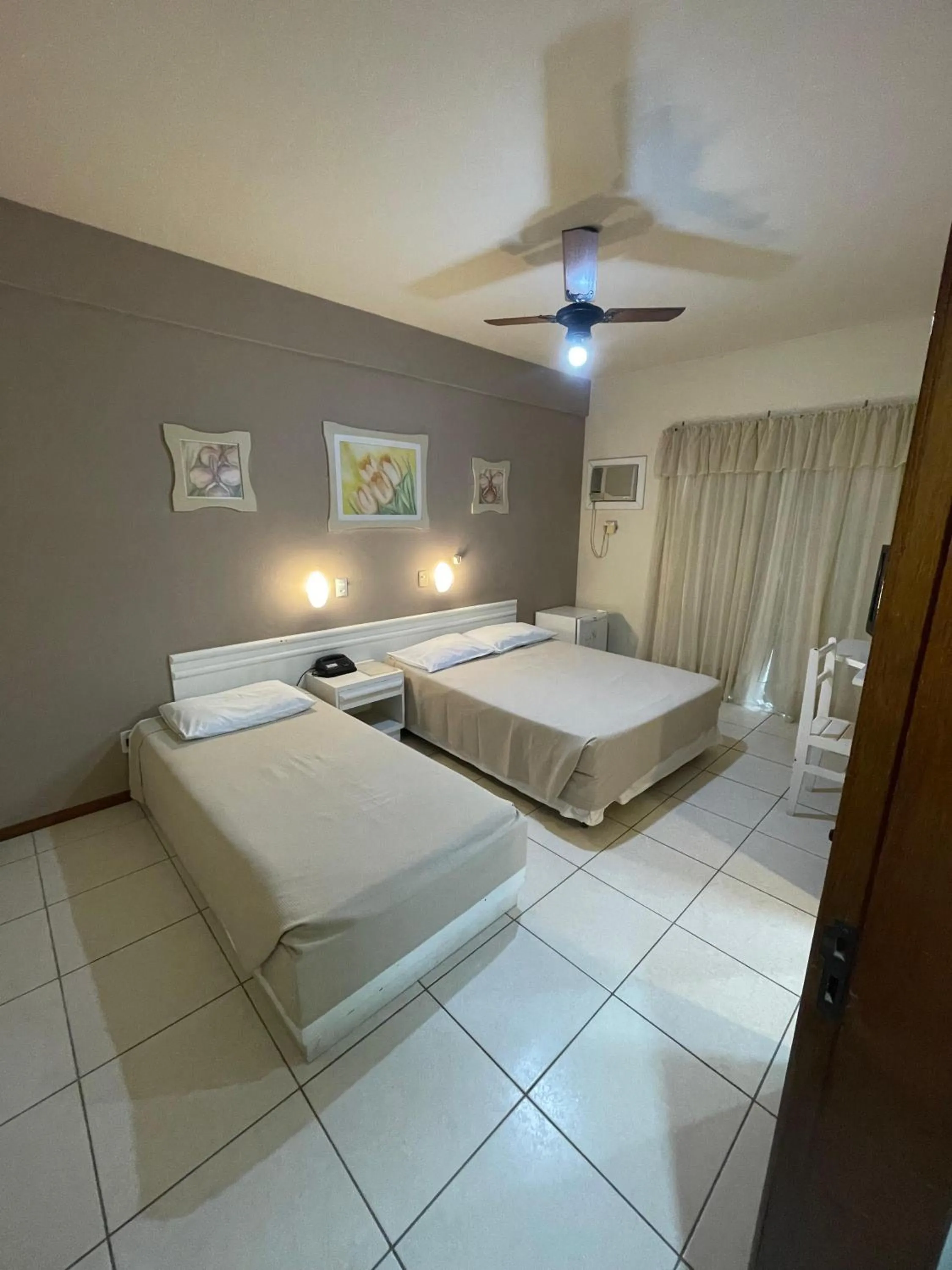 Bed in Hotel Cambirela