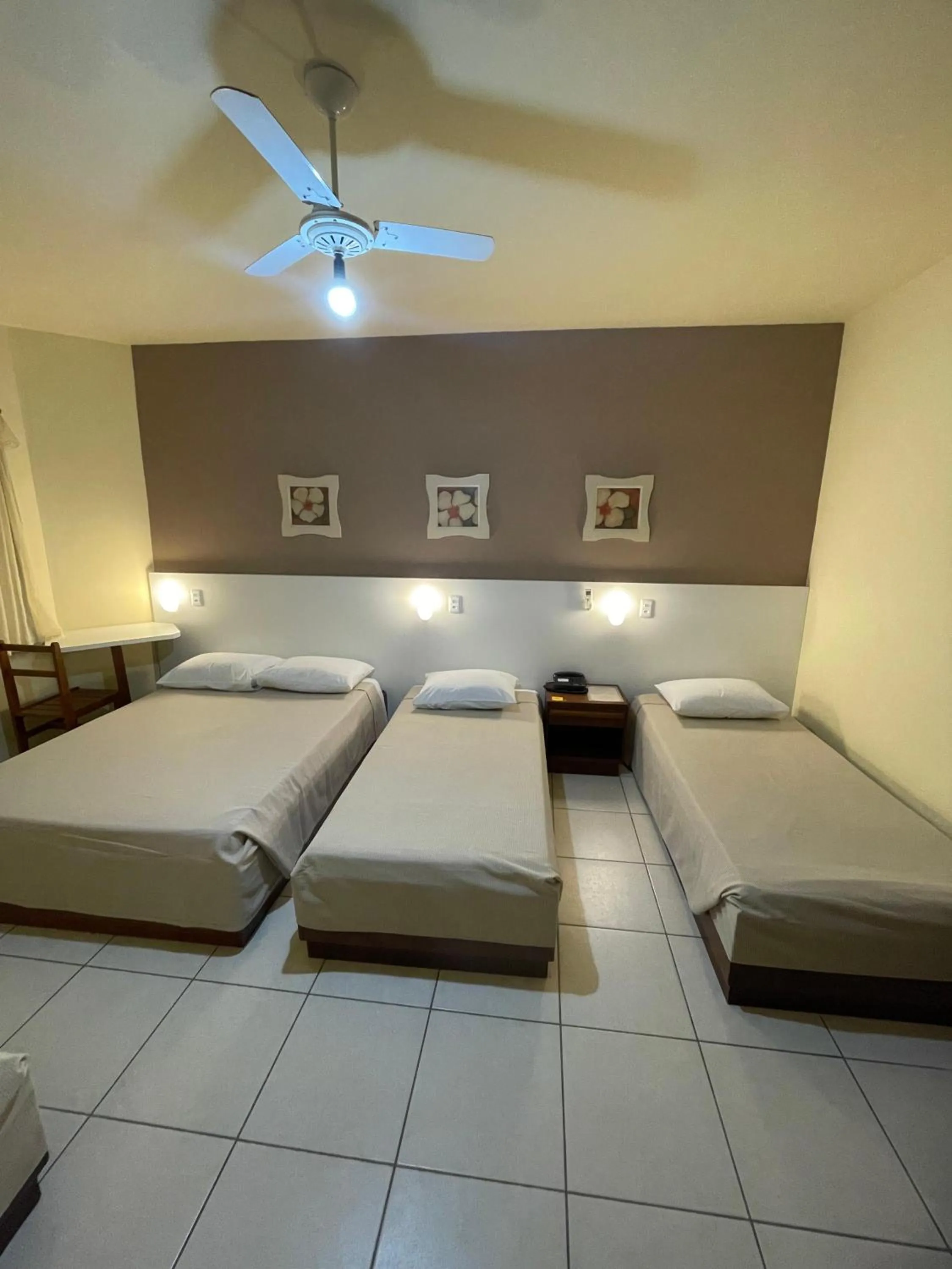 Bed in Hotel Cambirela