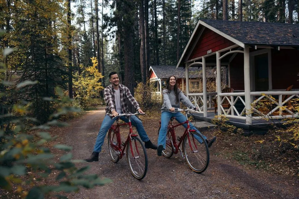 Cycling in Johnston Canyon Lodge & Bungalows