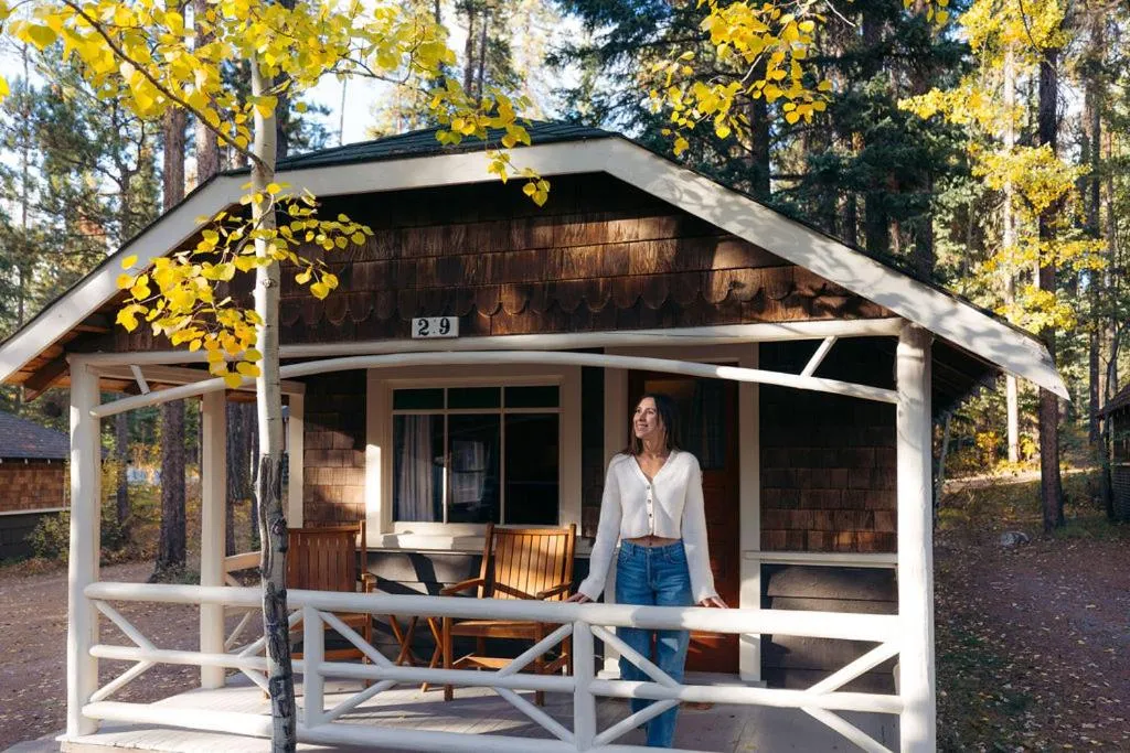 Balcony/Terrace in Johnston Canyon Lodge & Bungalows