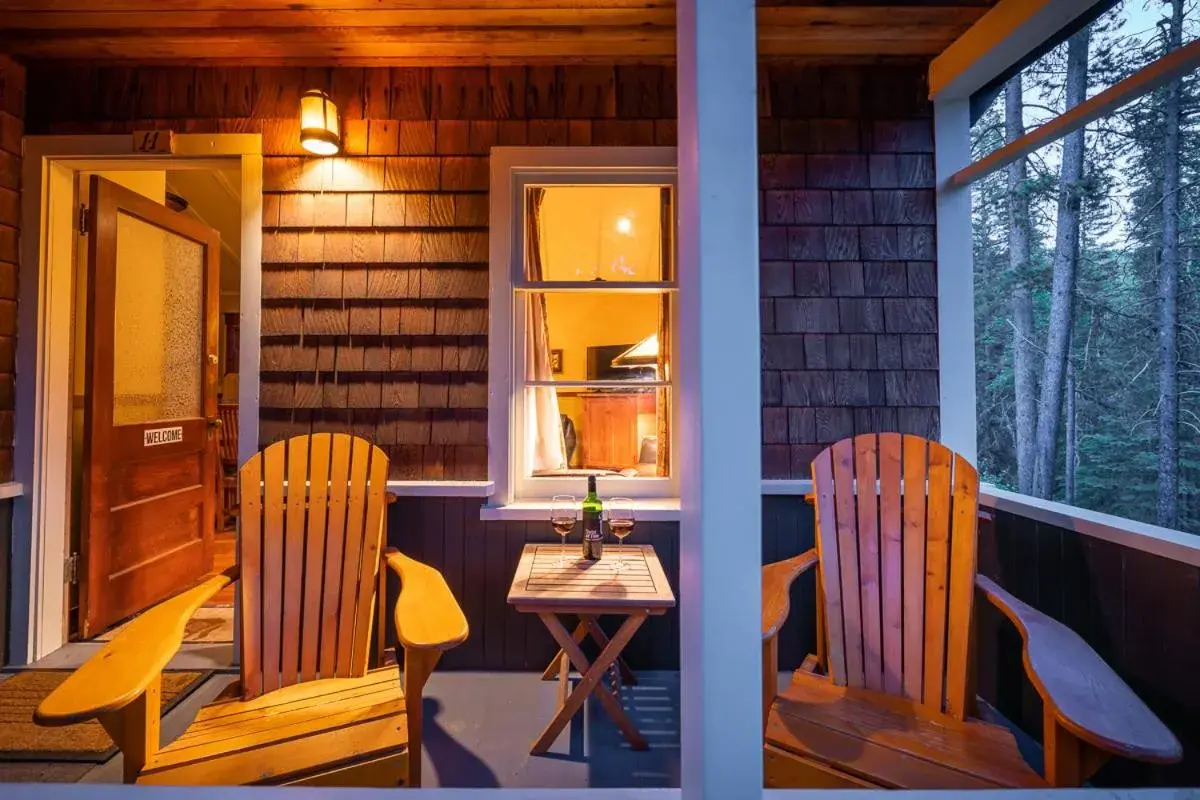 Studio in Johnston Canyon Lodge & Bungalows Studio in Johnston Canyon Lodge & Bungalows