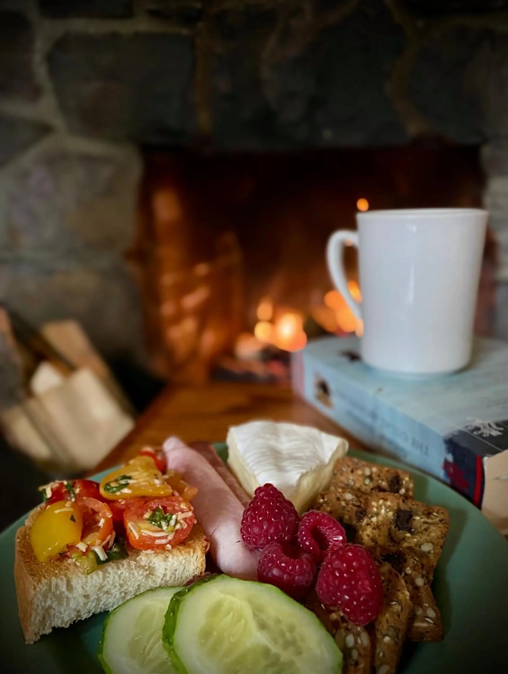 Dinner in Johnston Canyon Lodge & Bungalows