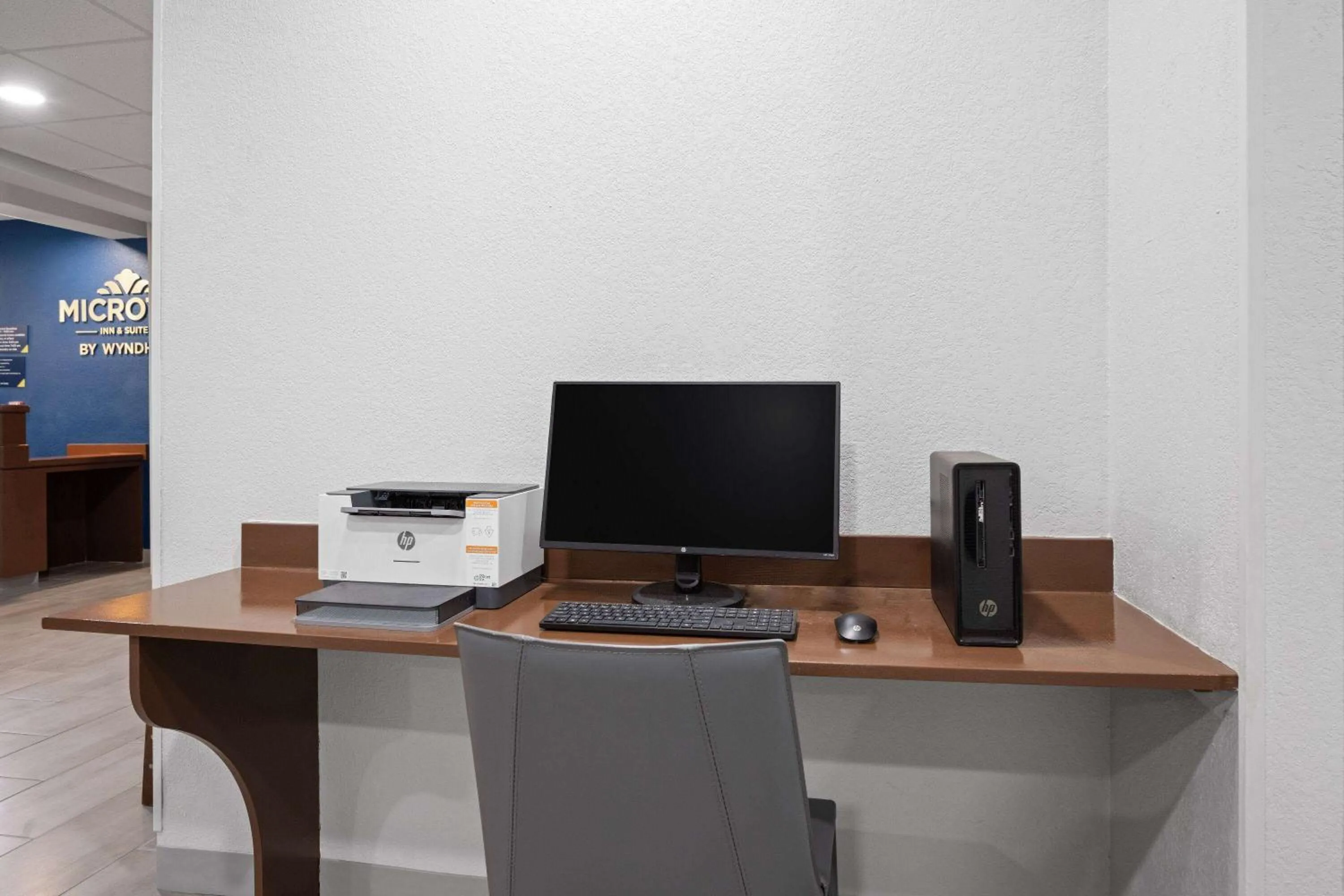 Business facilities in Microtel Inn & Suites by Wyndham of Houma