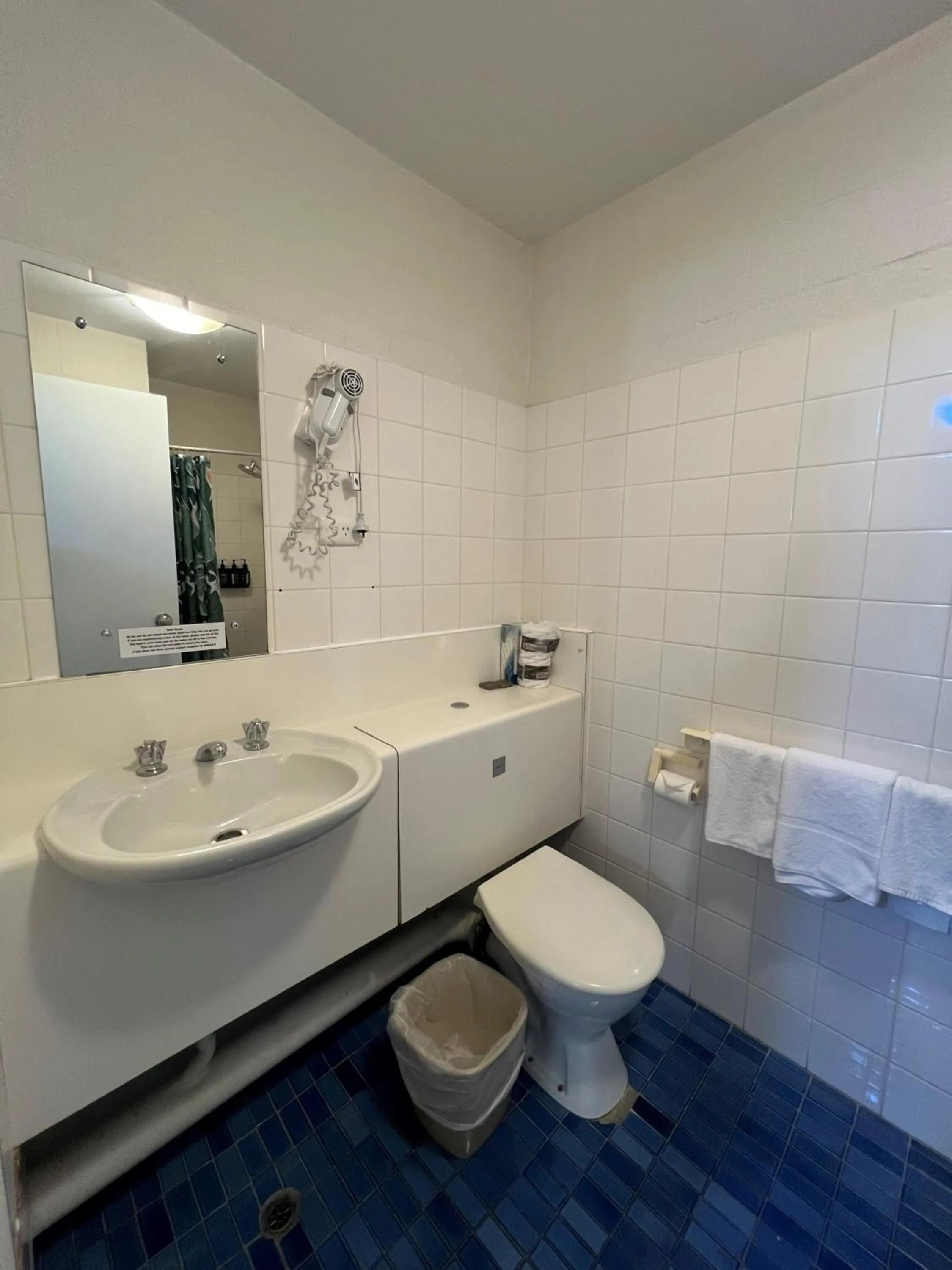 Bathroom in Atrium Hotel Mandurah