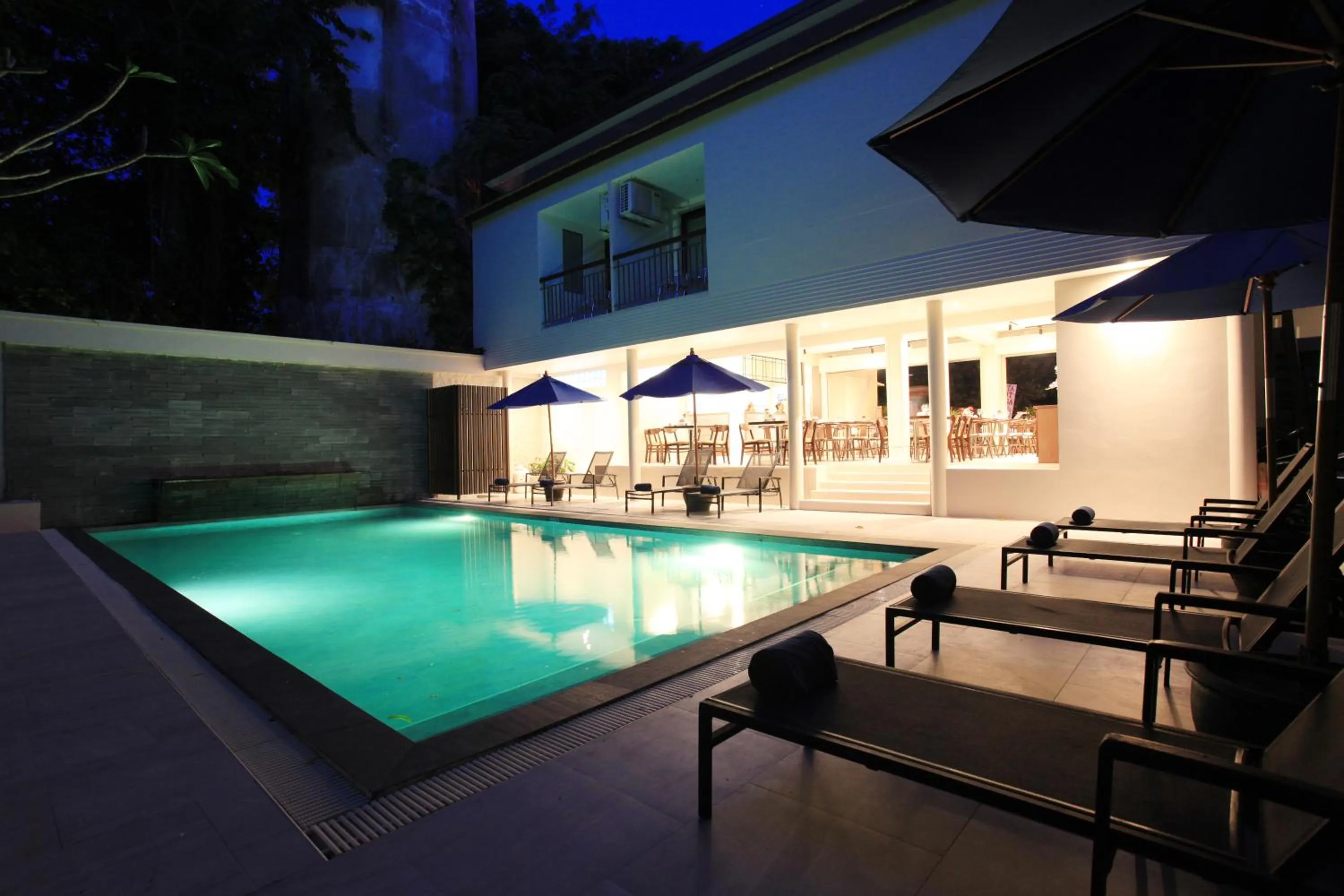 Pool view in Adema Boutique Karon