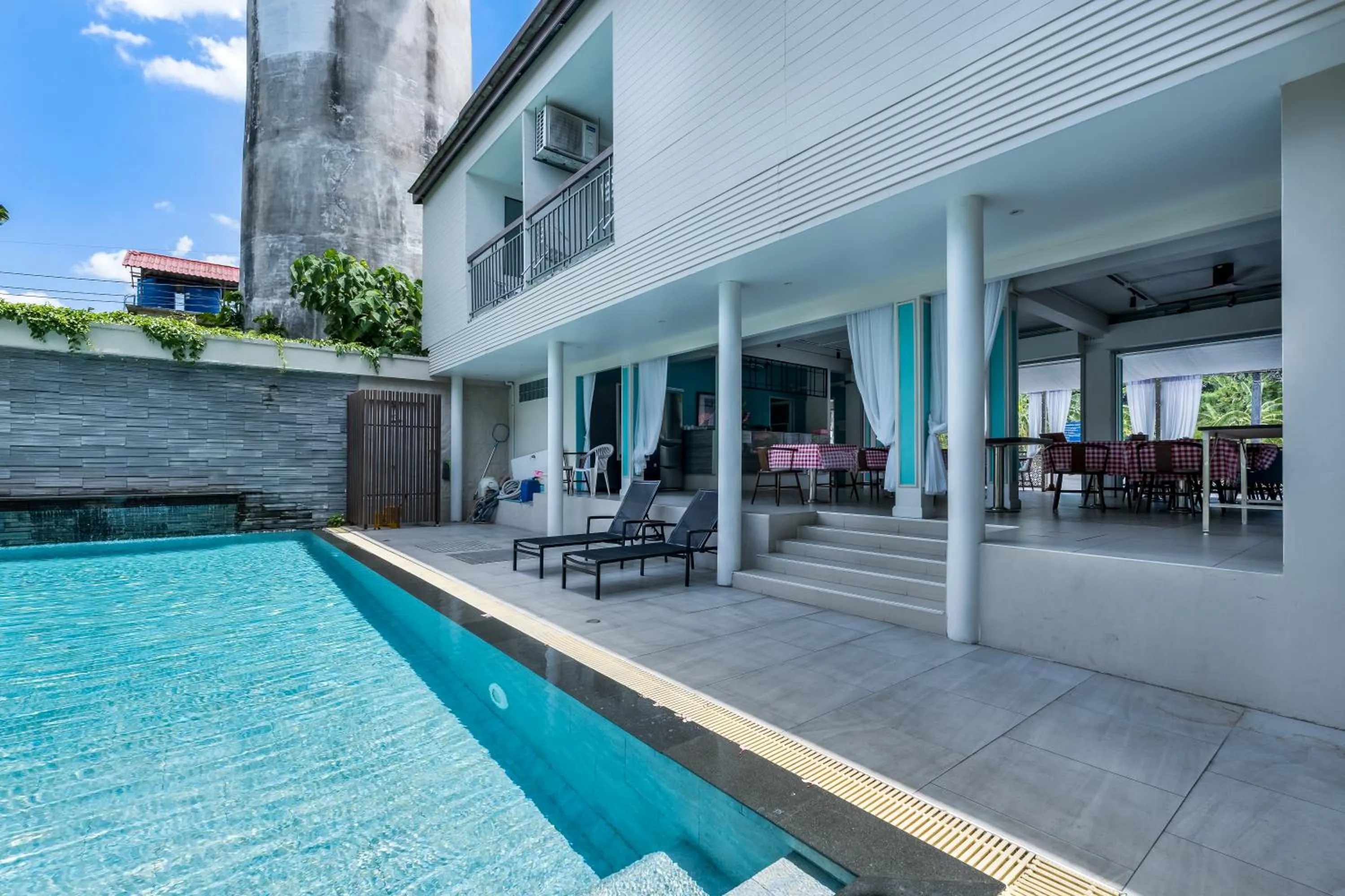 Swimming pool in Adema Boutique Karon