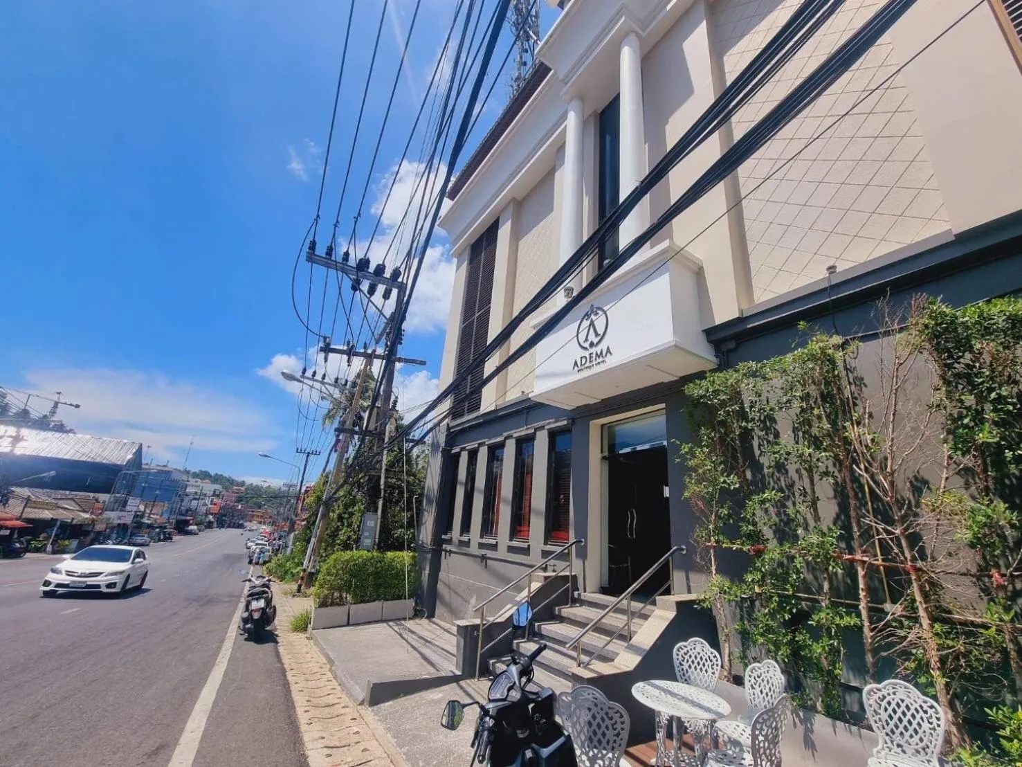 Property building in Adema Boutique Karon