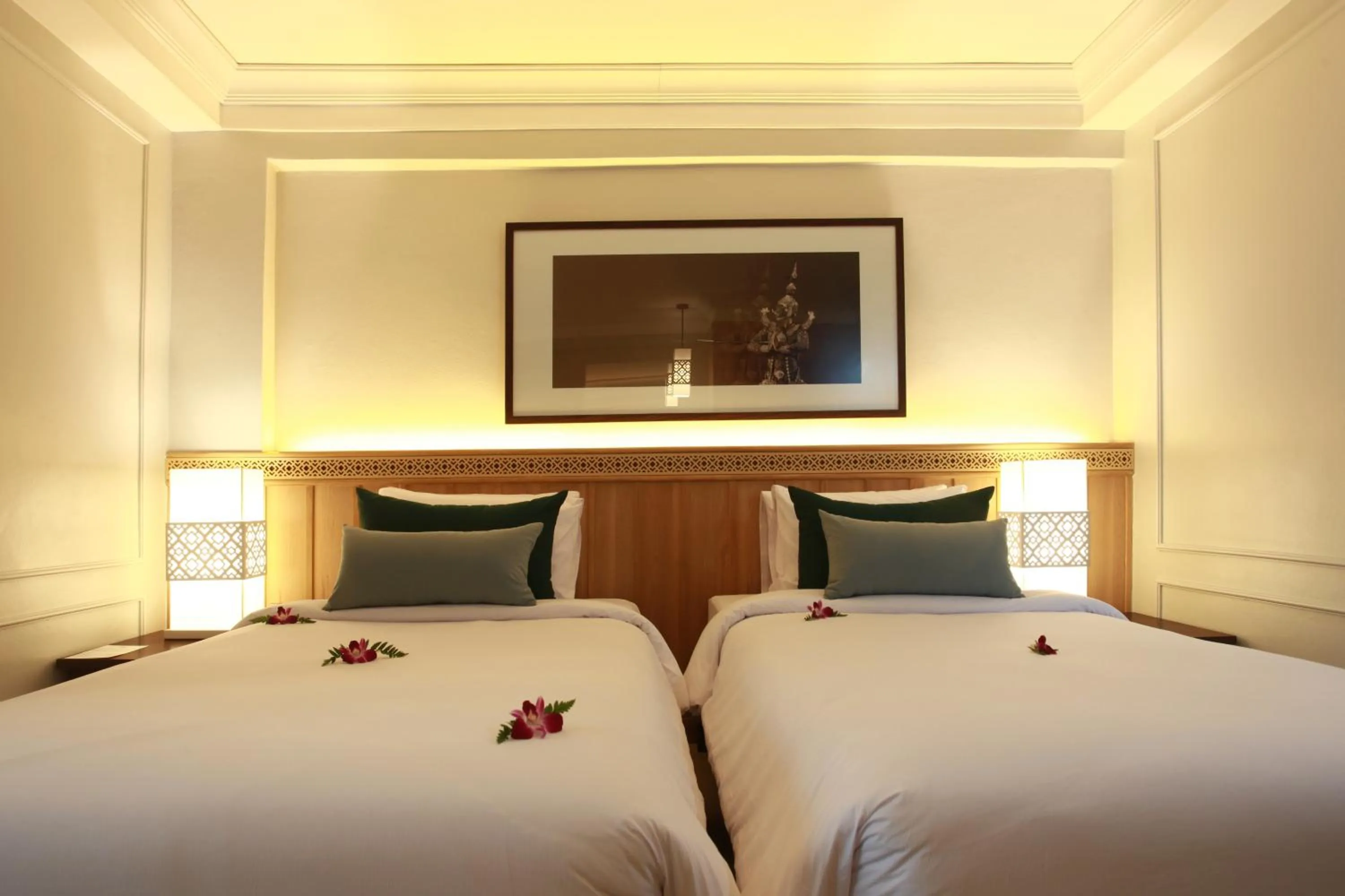 Bed in Adema Boutique Karon