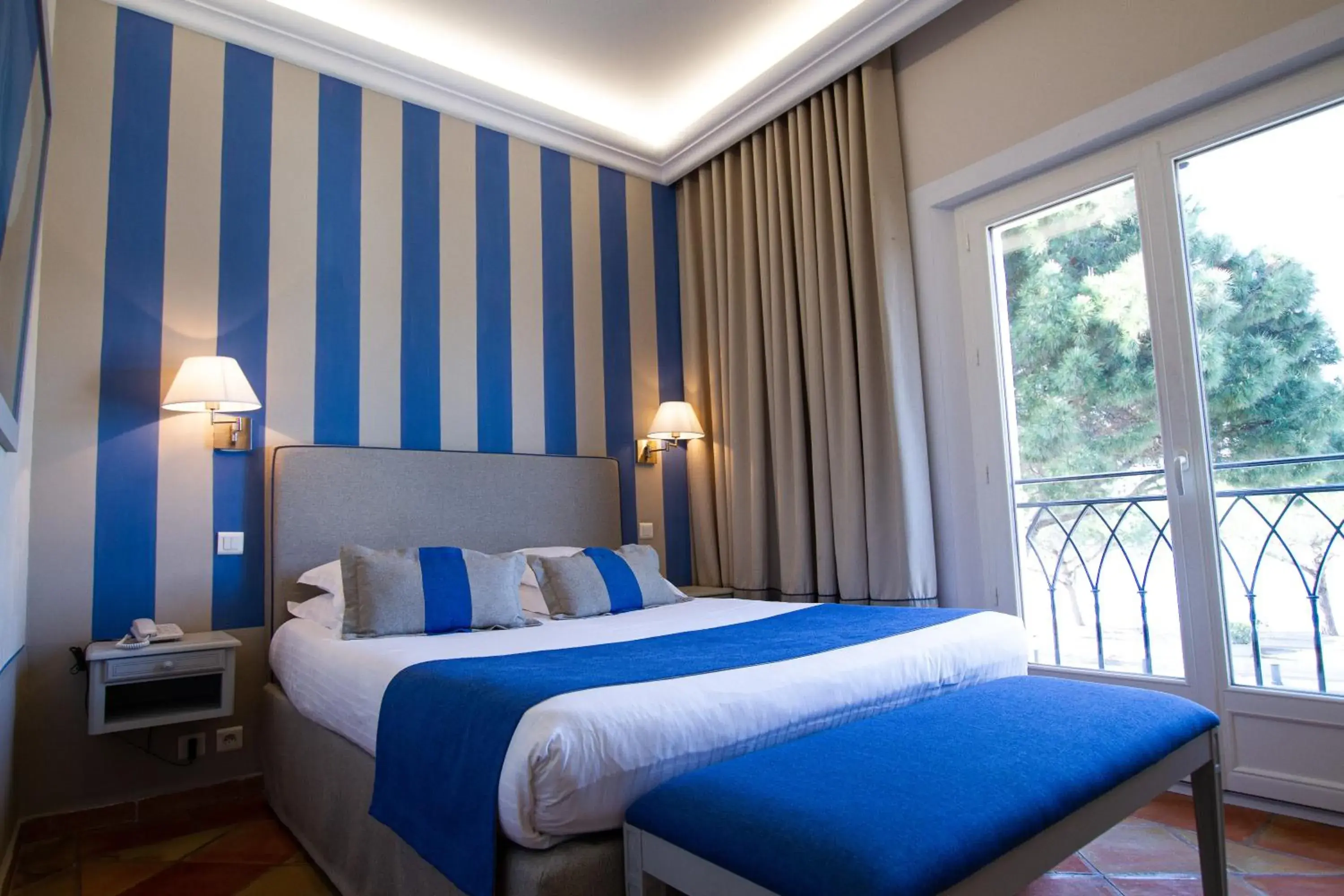 Double Comfort in La Bastide Du Port - Hôtel de Charme Double Comfort in La Bastide Du Port - Hôtel de Charme