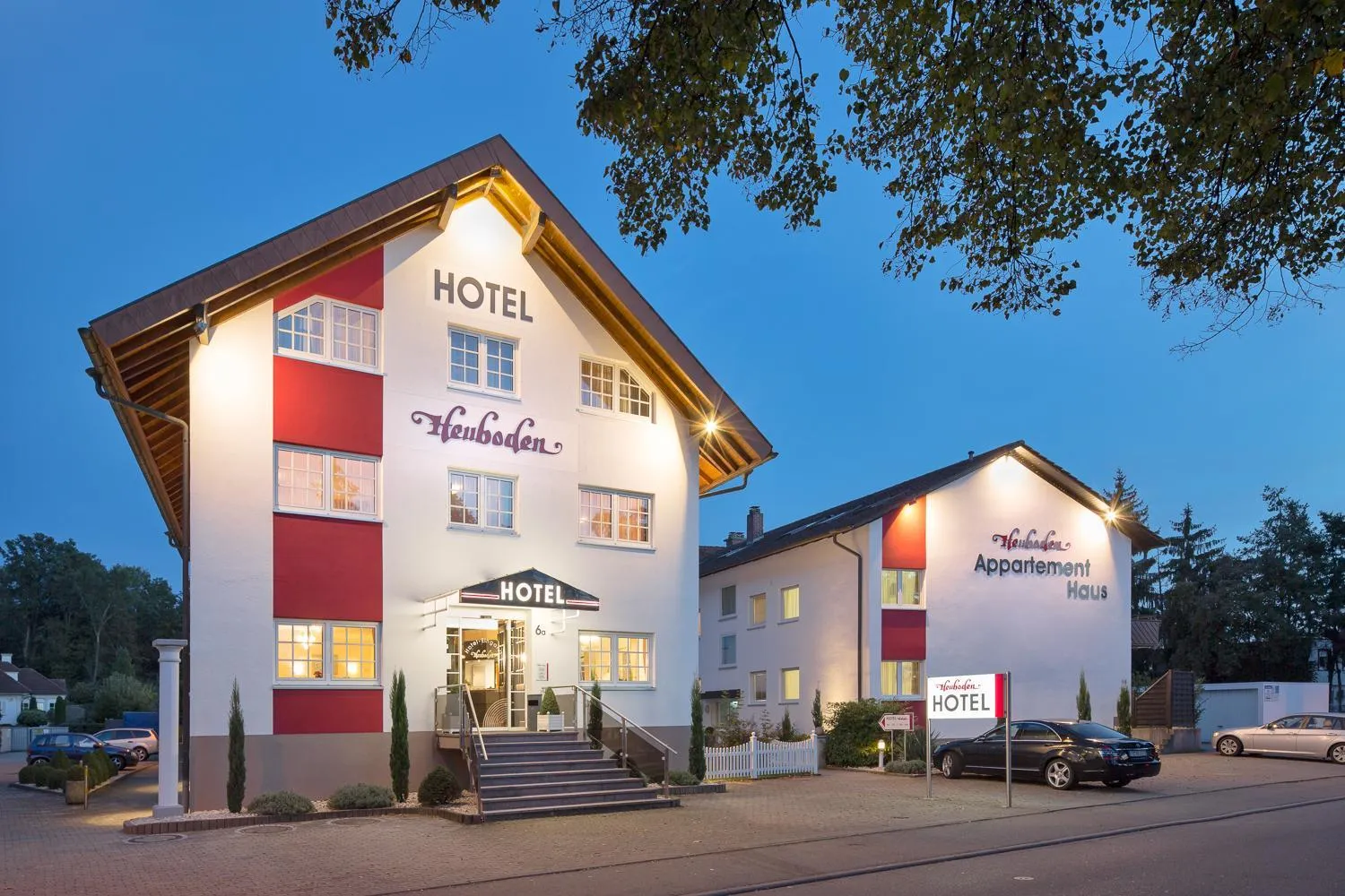 Facade/entrance in Hotel Heuboden