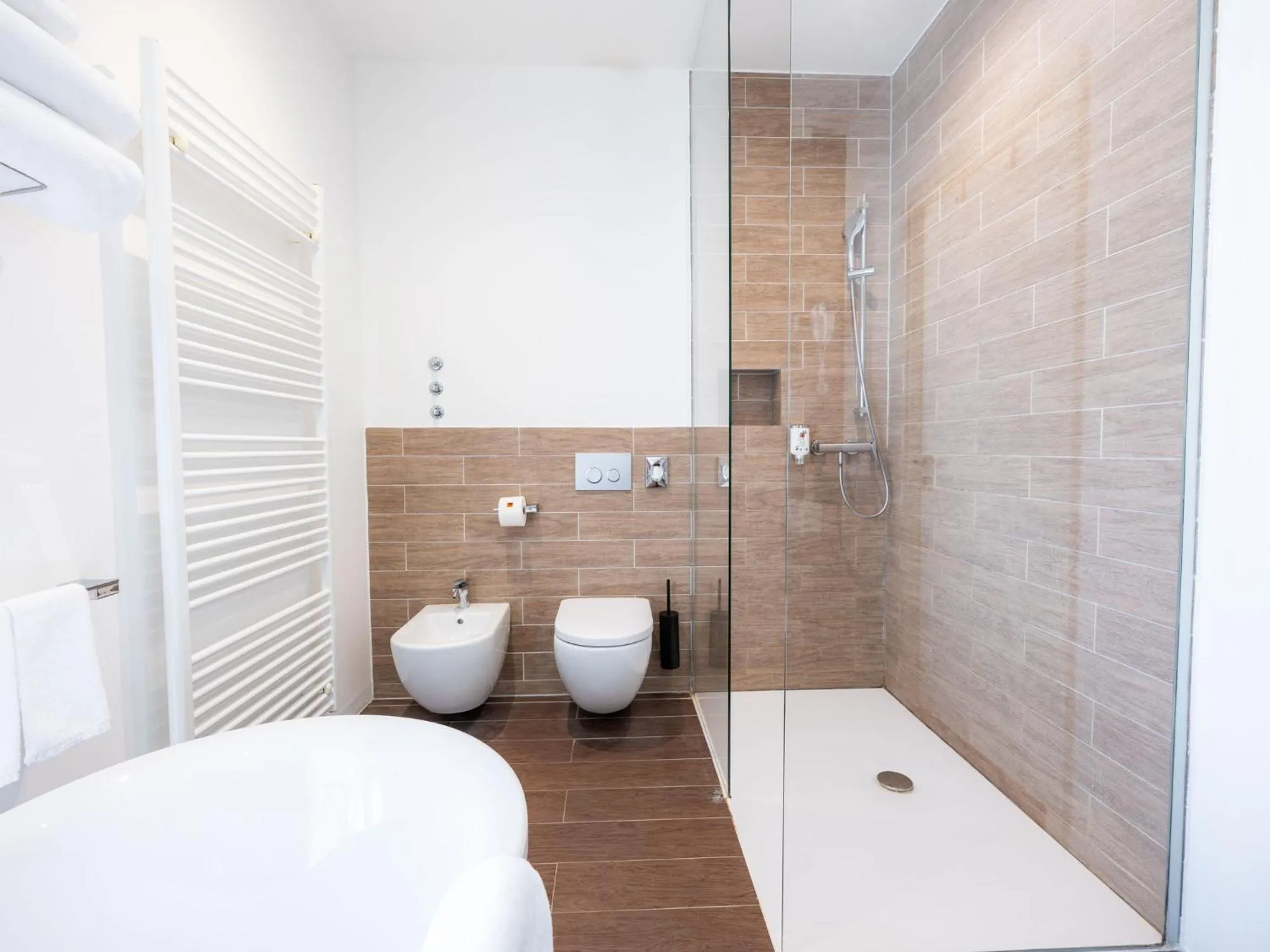 Shower in Hotel City Maribor