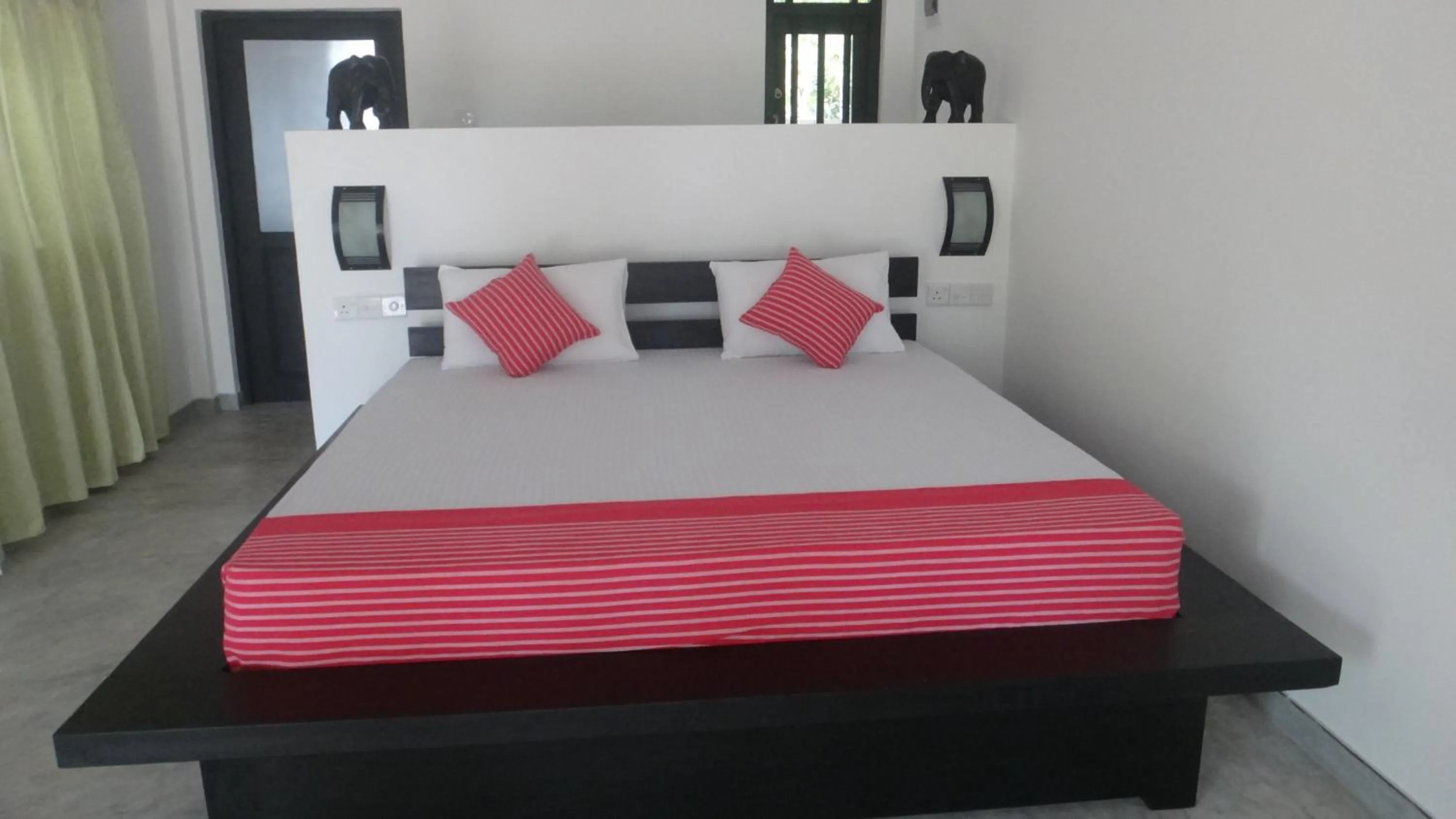 Seagulls Garden Cabanas